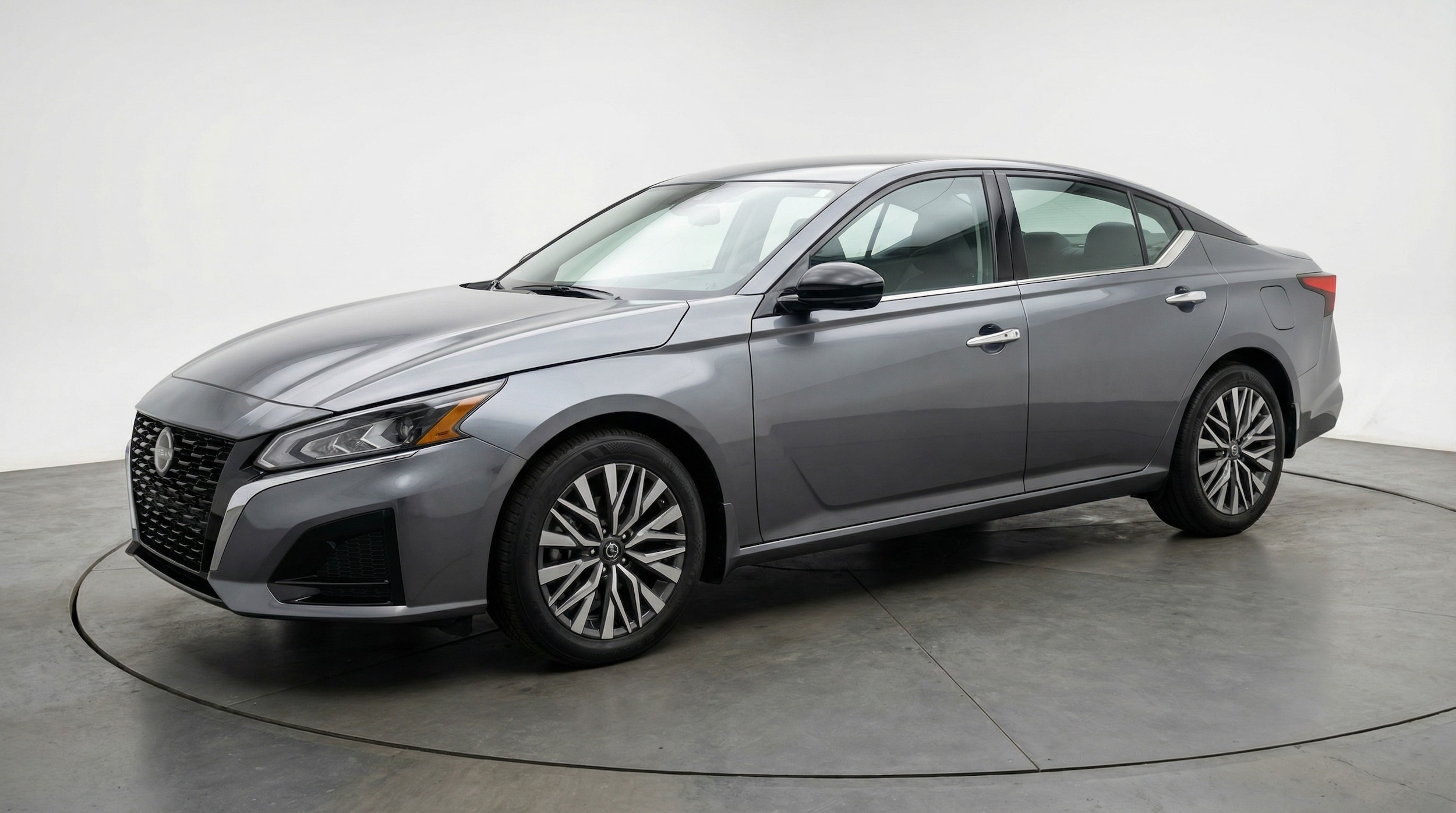 Thumbnail: 2025 Nissan Altima - 3