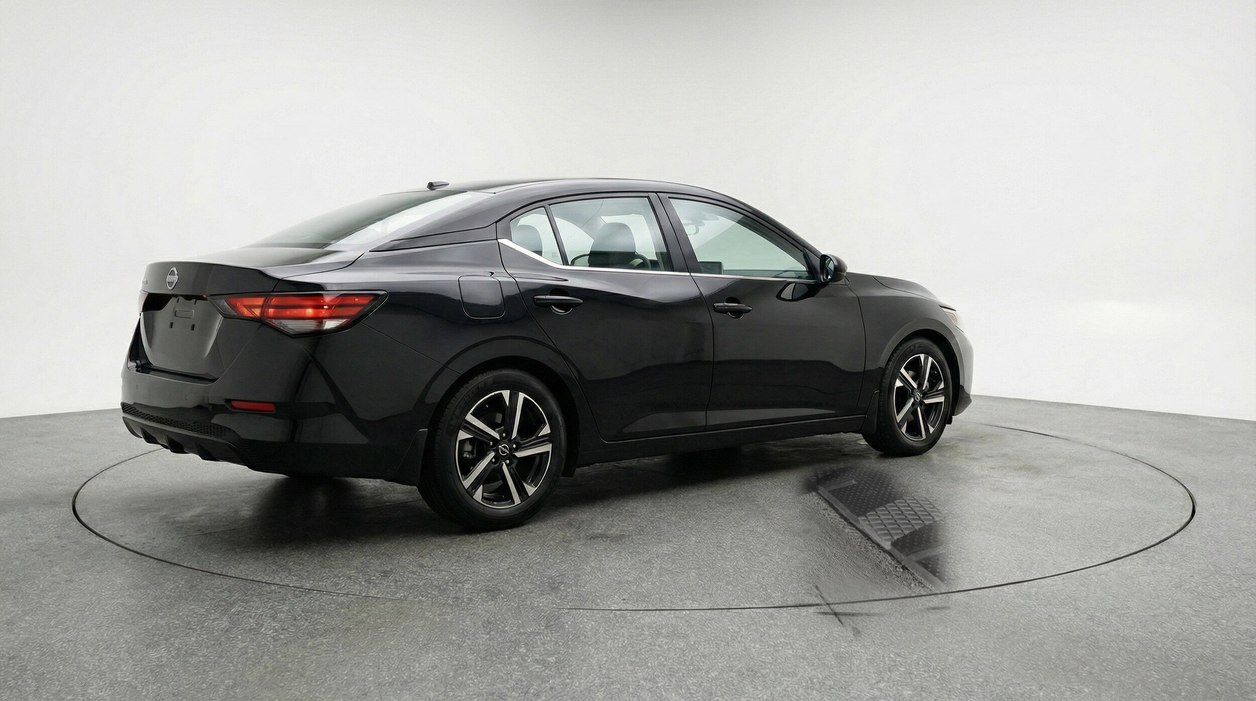 Thumbnail: 2025 Nissan Sentra - 9