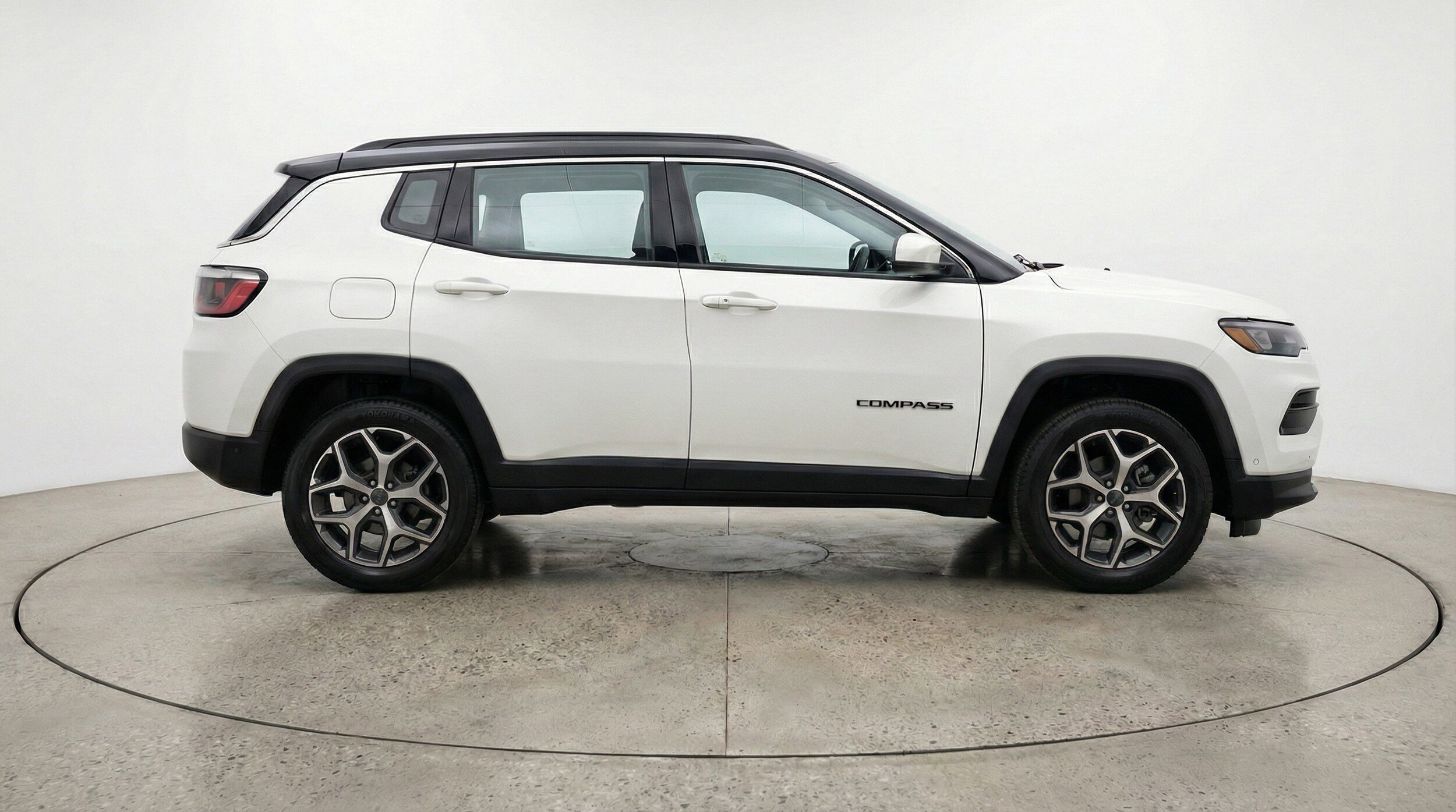 Thumbnail: 2025 Jeep Compass - 11