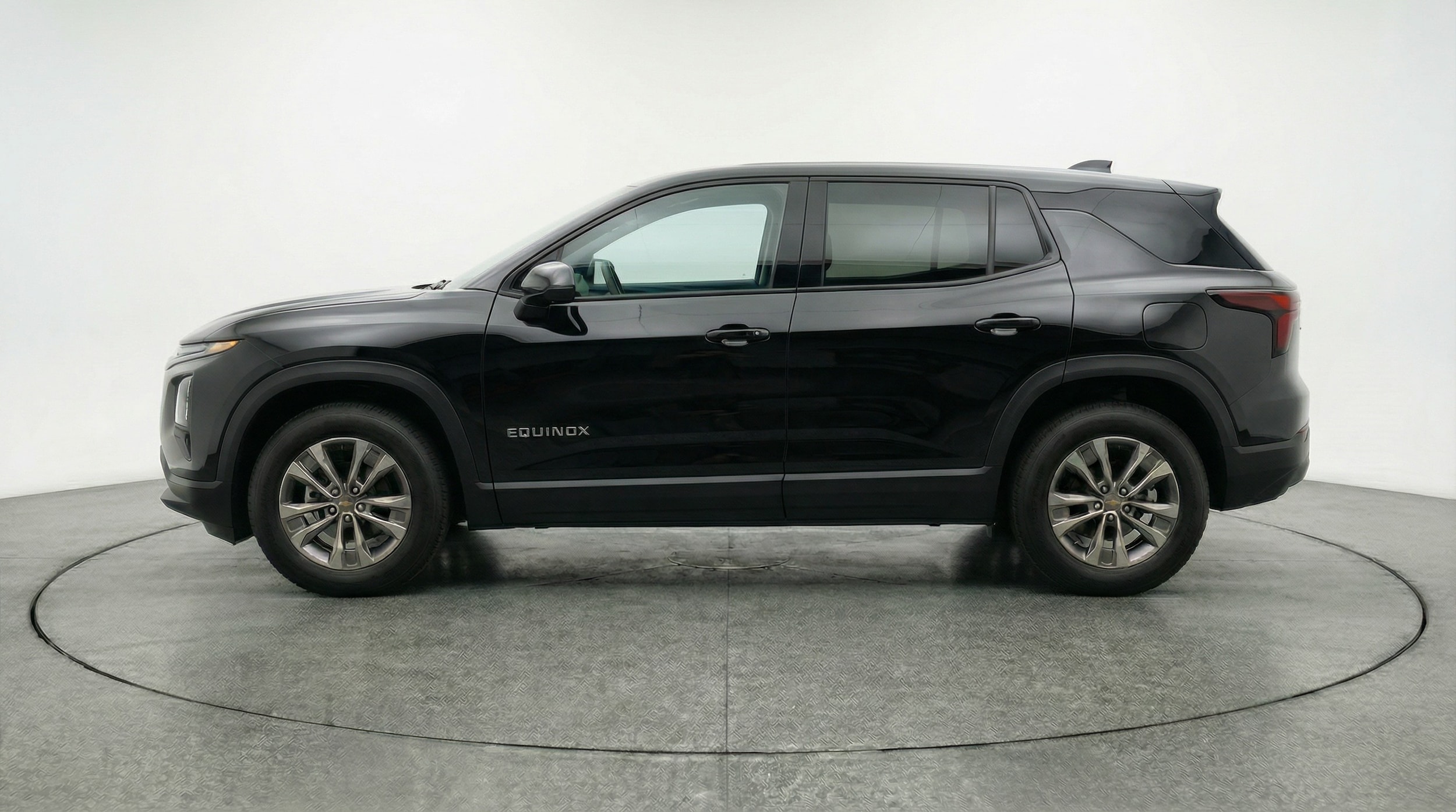 Thumbnail: 2025 Chevrolet Equinox - 4