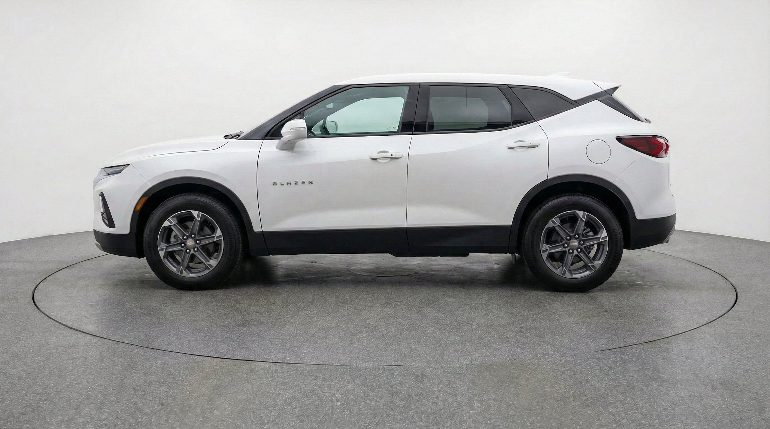 Thumbnail: 2025 Chevrolet Blazer - 3