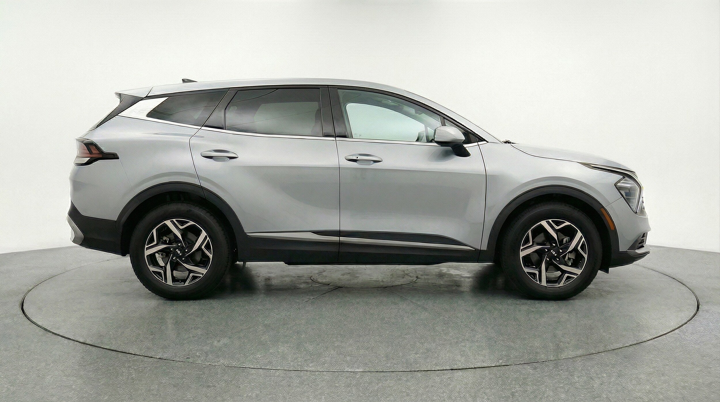 Thumbnail: 2025 Kia Sportage - 11