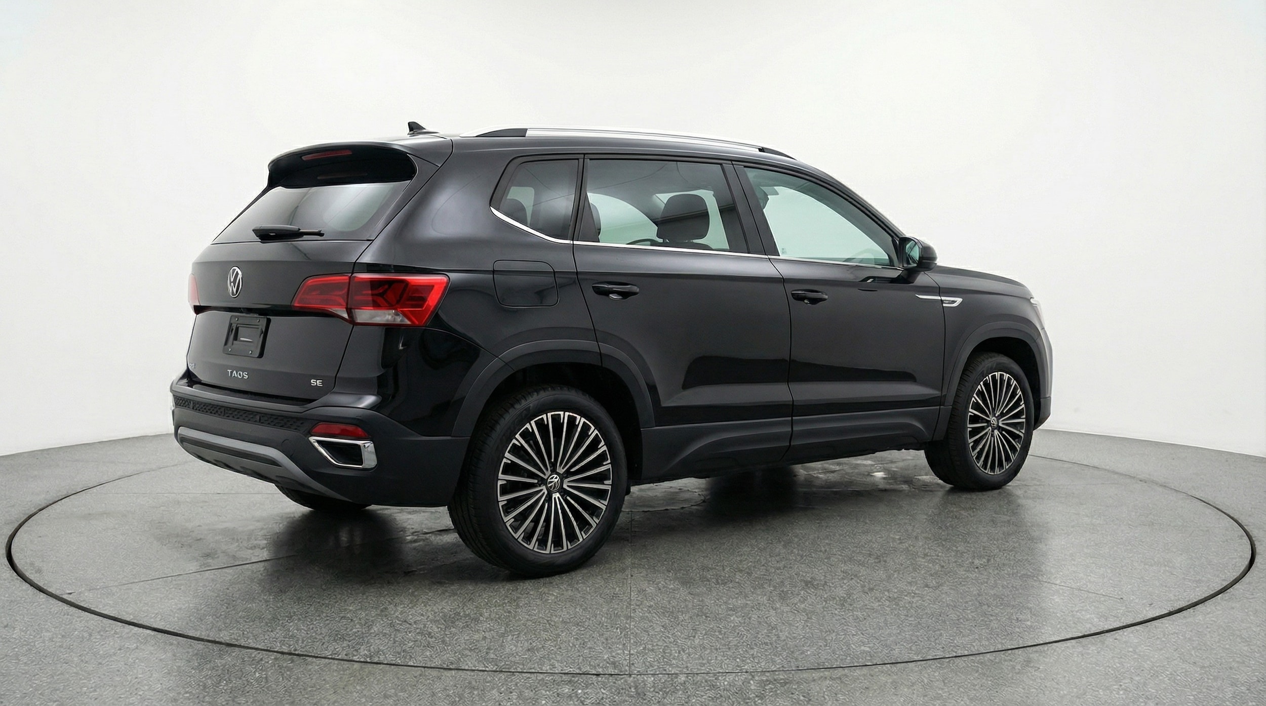 Thumbnail: 2025 Volkswagen Taos - 7