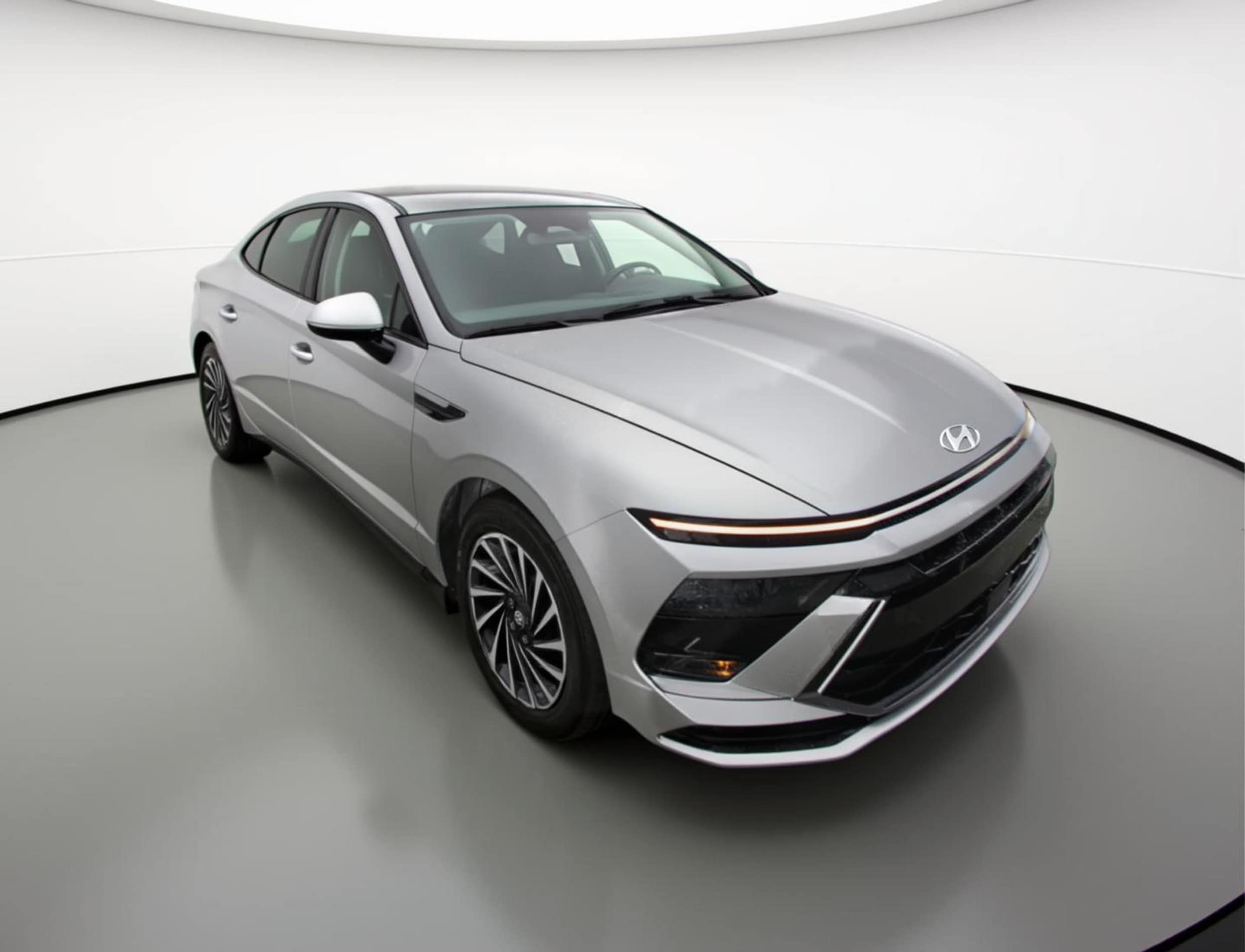 Thumbnail: 2025 Hyundai Sonata - 1