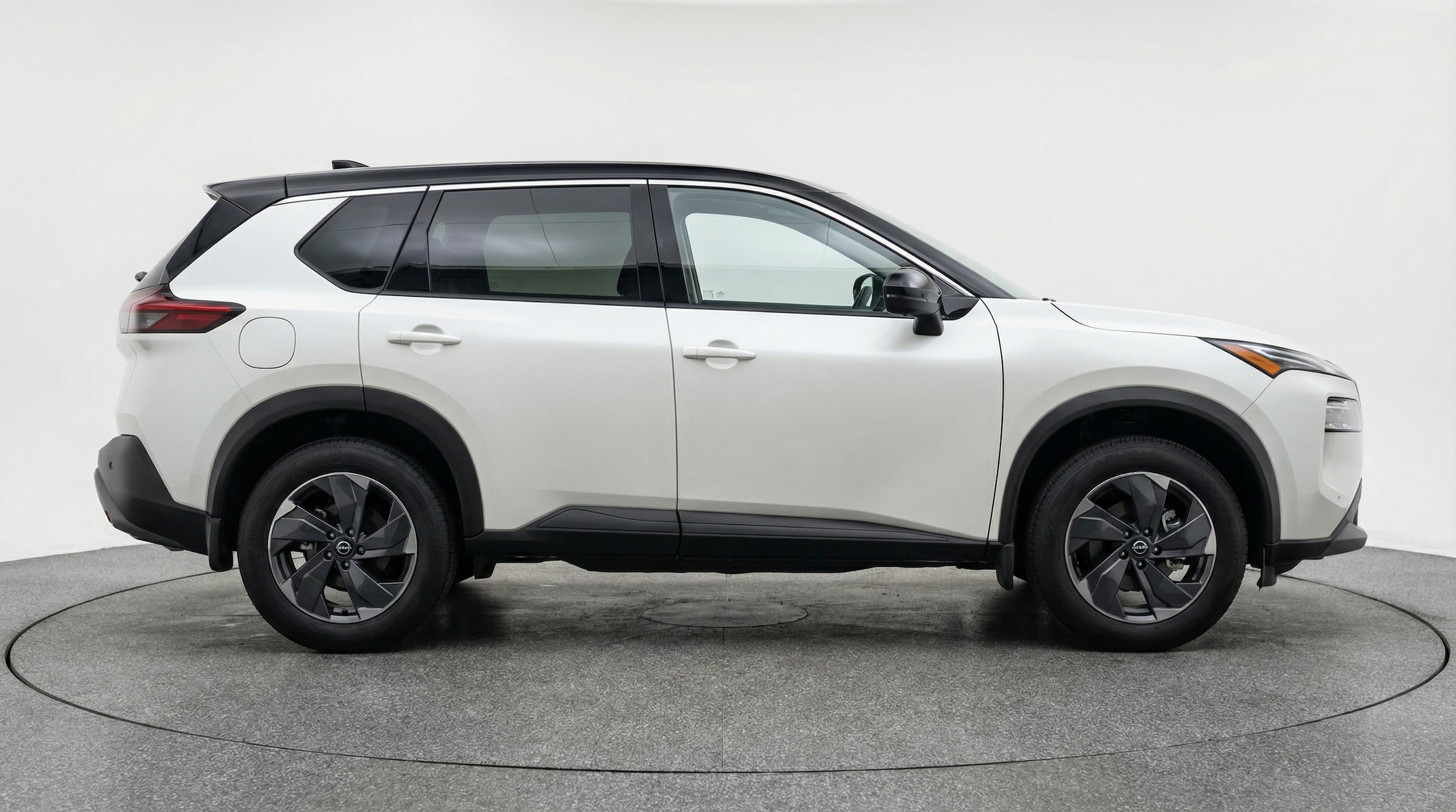 Thumbnail: 2025 Nissan Rogue - 8