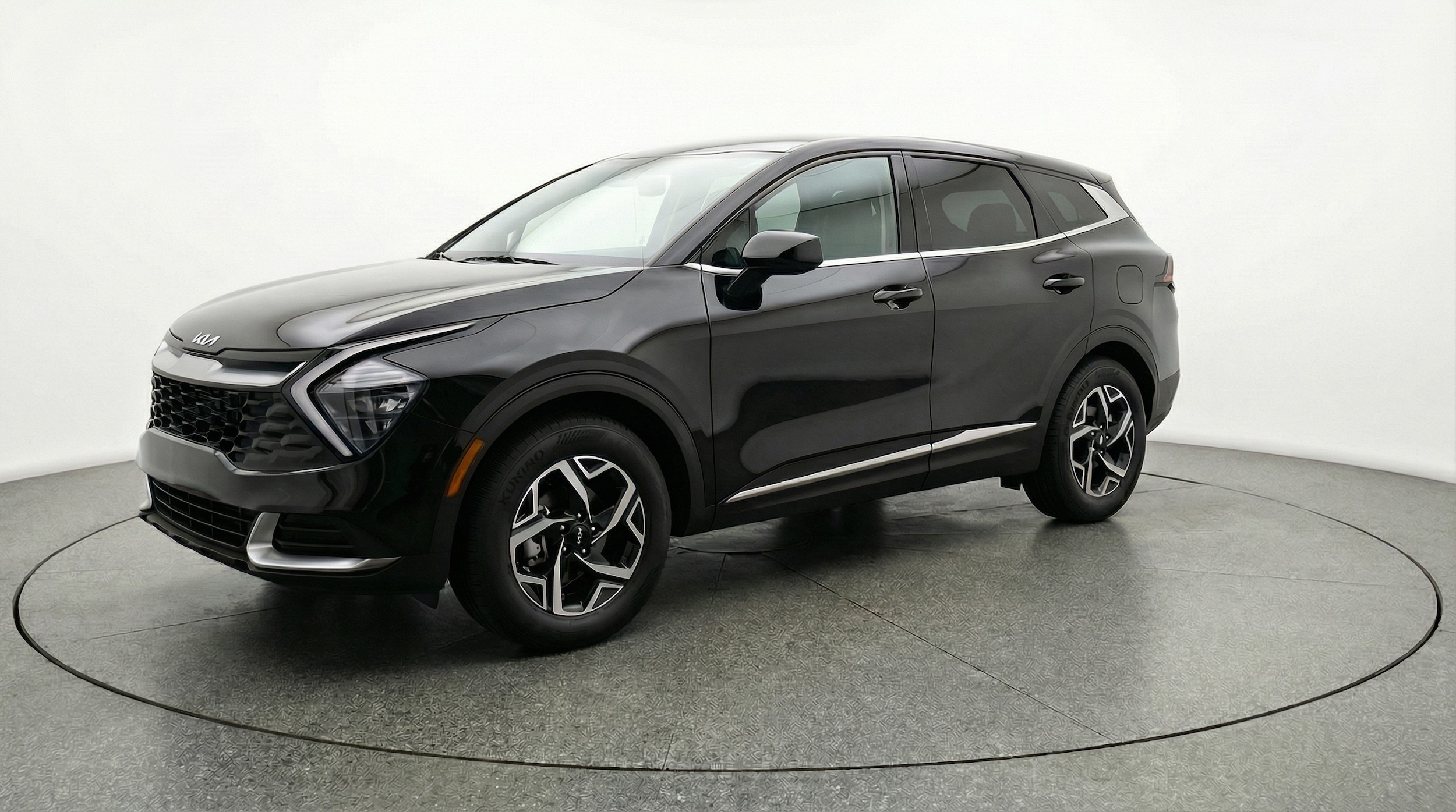 Thumbnail: 2025 Kia Sportage - 3