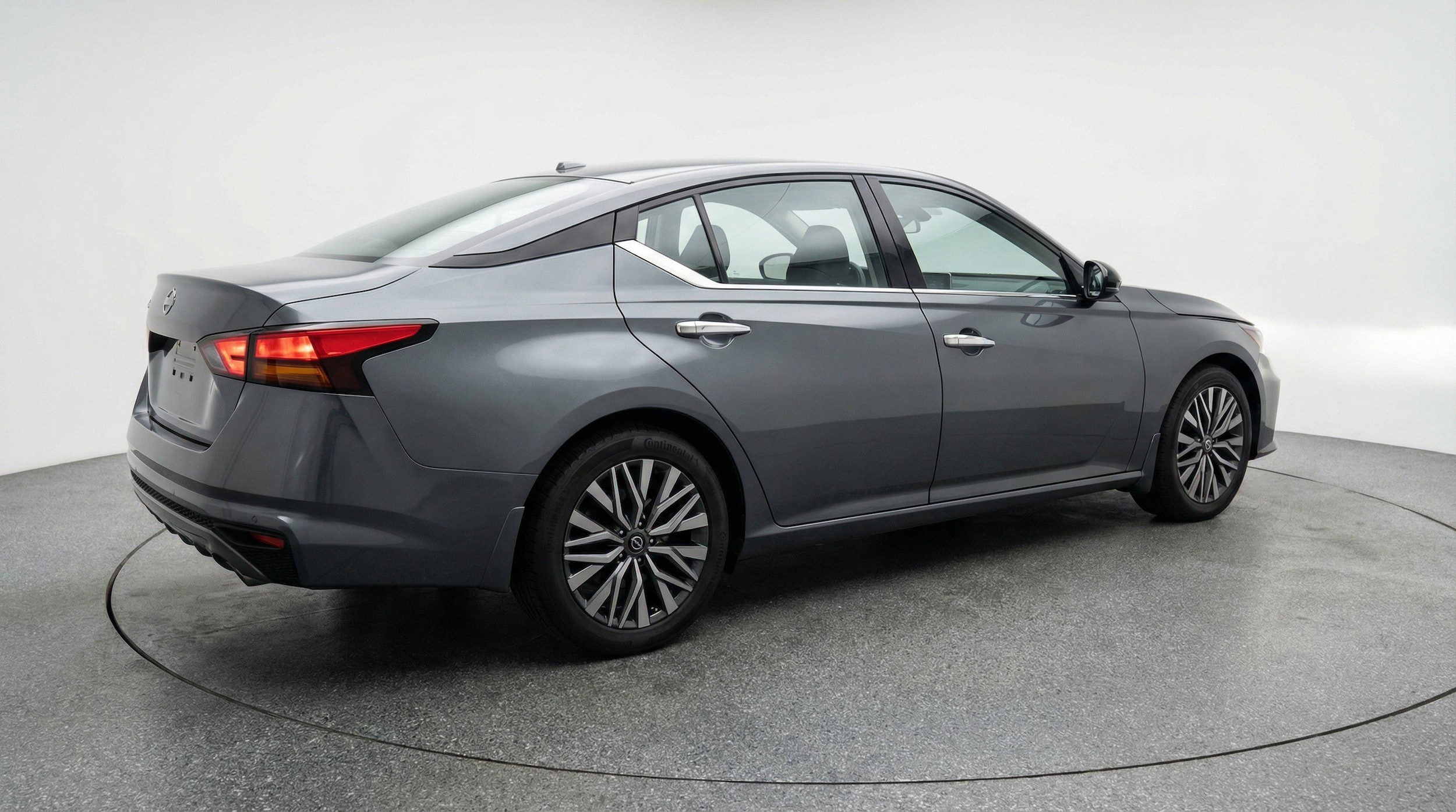 Thumbnail: 2025 Nissan Altima - 9