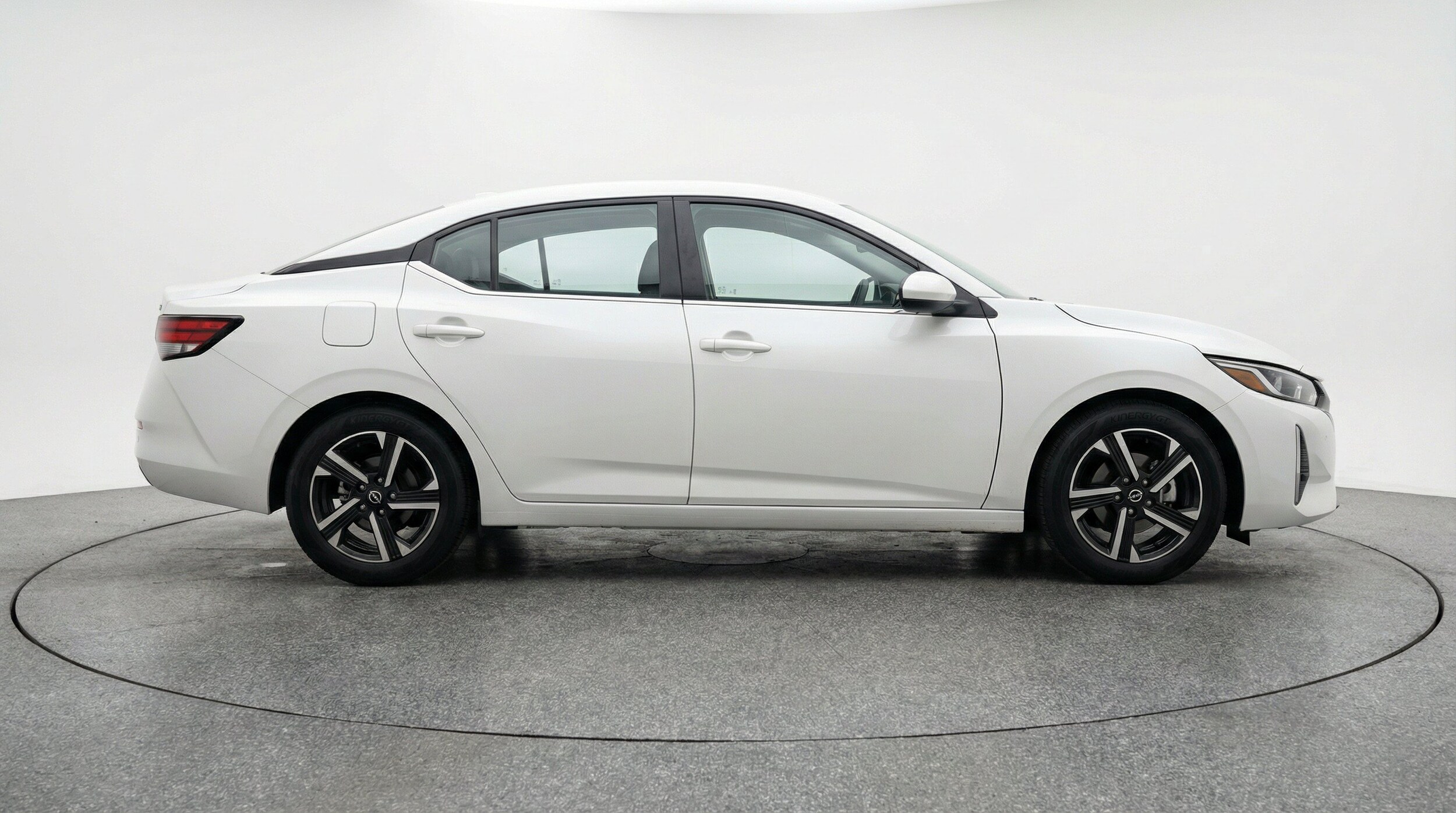 Thumbnail: 2025 Nissan Sentra - 11