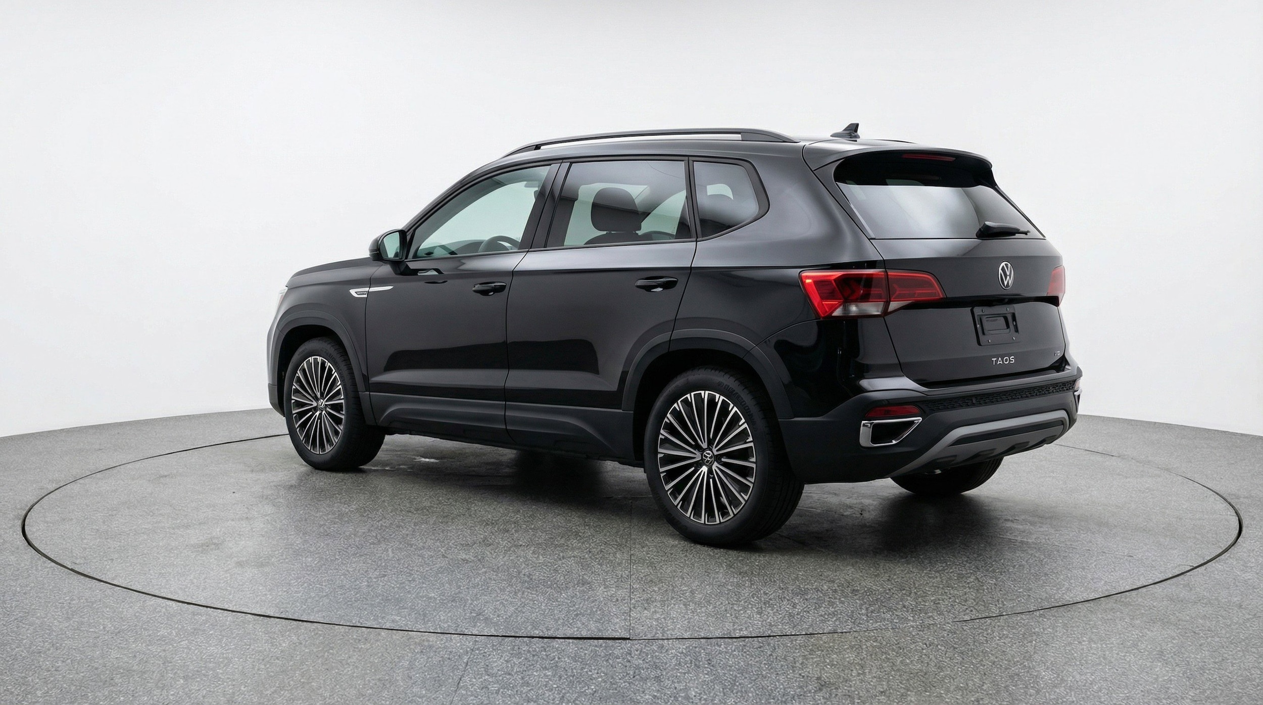 Thumbnail: 2025 Volkswagen Taos - 6