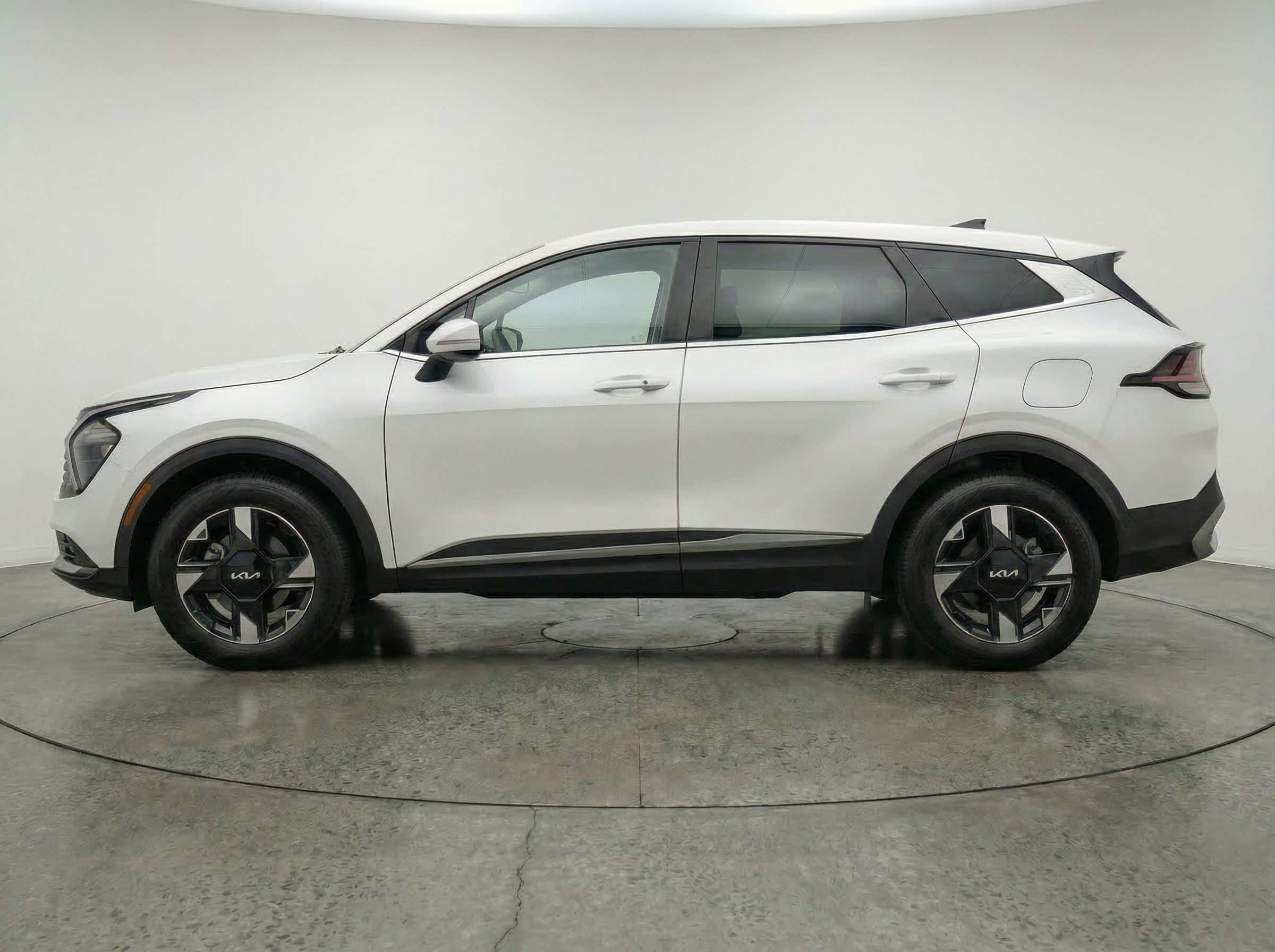 Thumbnail: 2026 Kia Sportage - 5