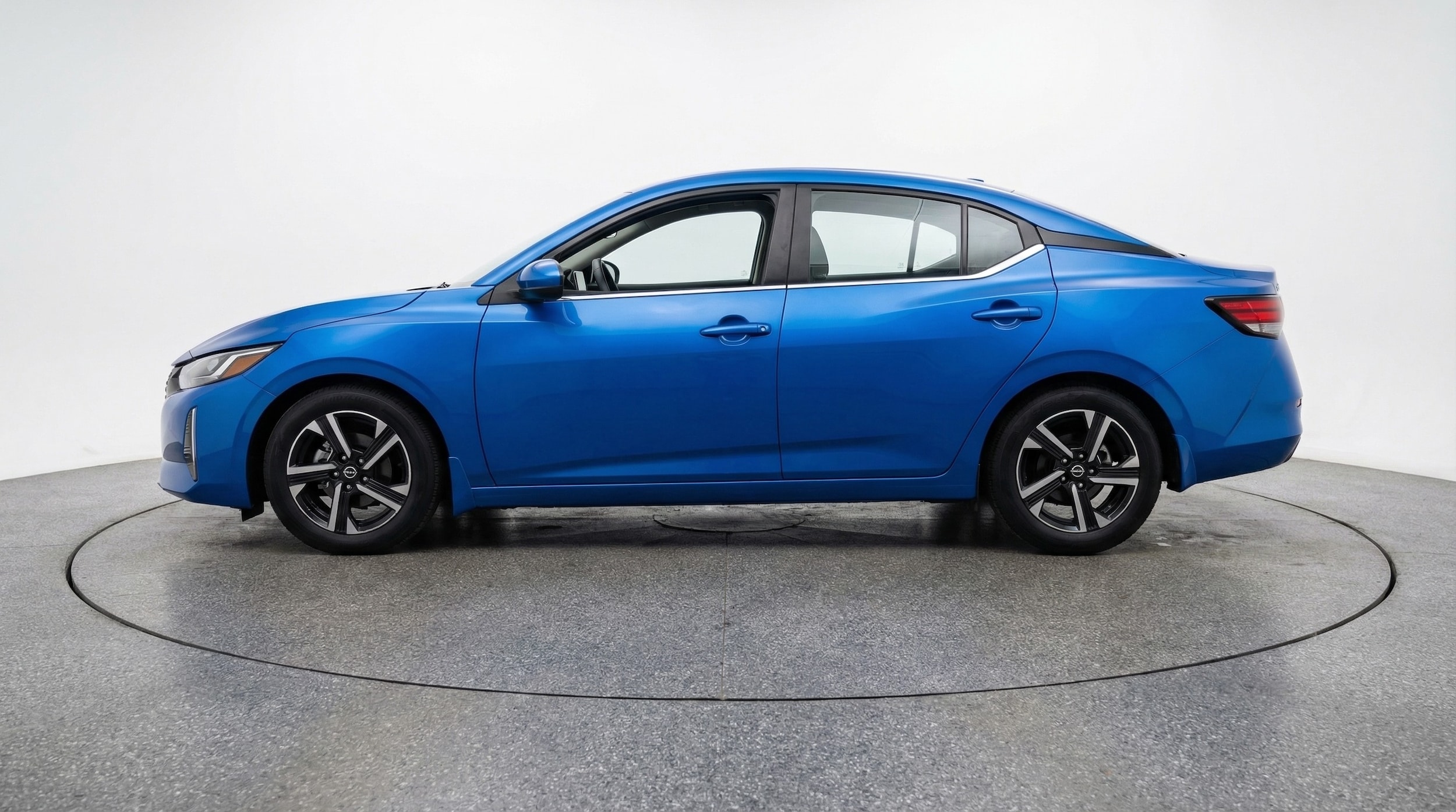 Thumbnail: 2025 Nissan Sentra - 4