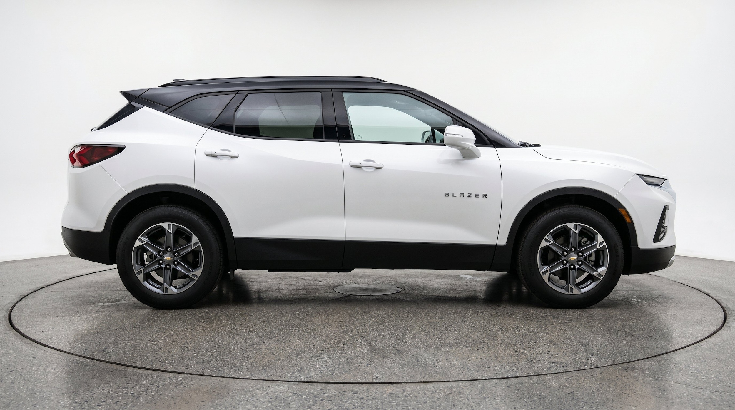 Thumbnail: 2025 Chevrolet Blazer - 10