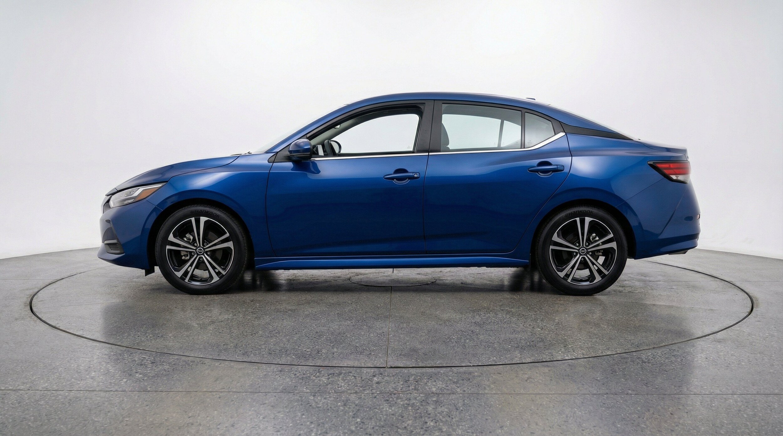 Thumbnail: 2025 Nissan Sentra - 5