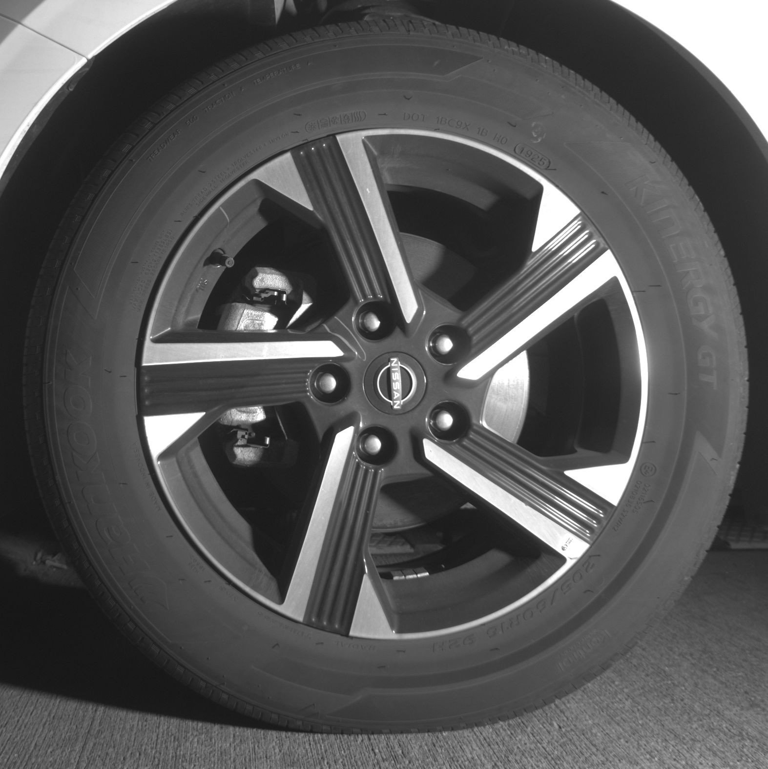 Thumbnail: 2025 Nissan Sentra - 12