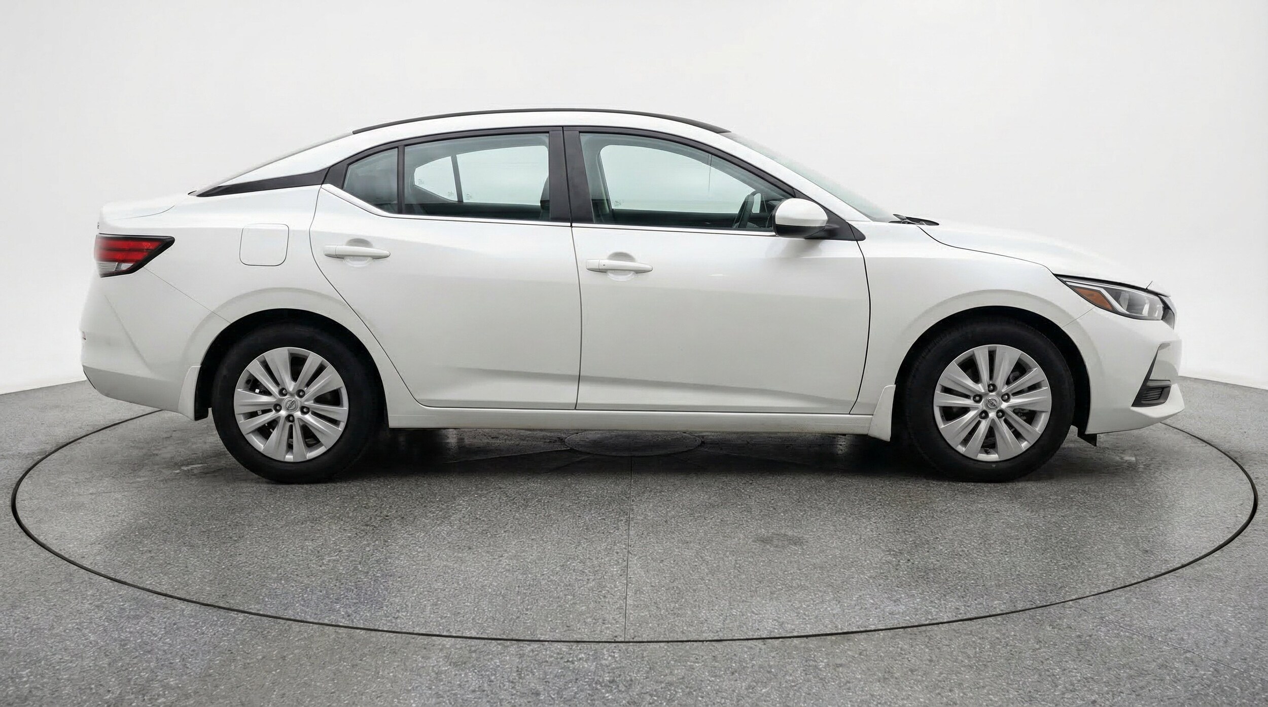 Thumbnail: 2025 Nissan Sentra - 9