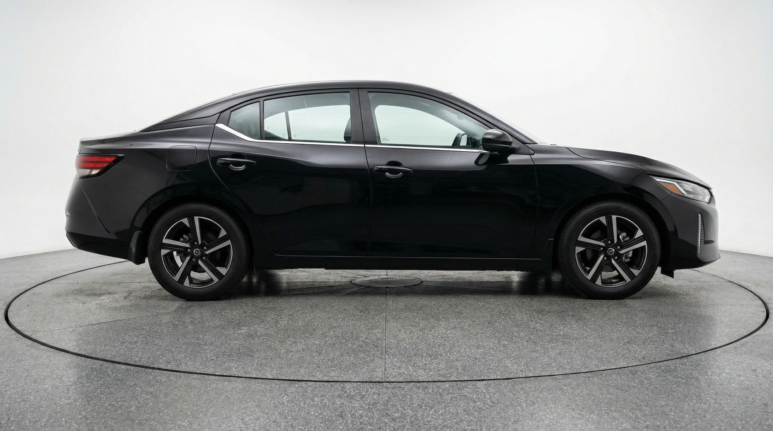 Thumbnail: 2025 Nissan Sentra - 8