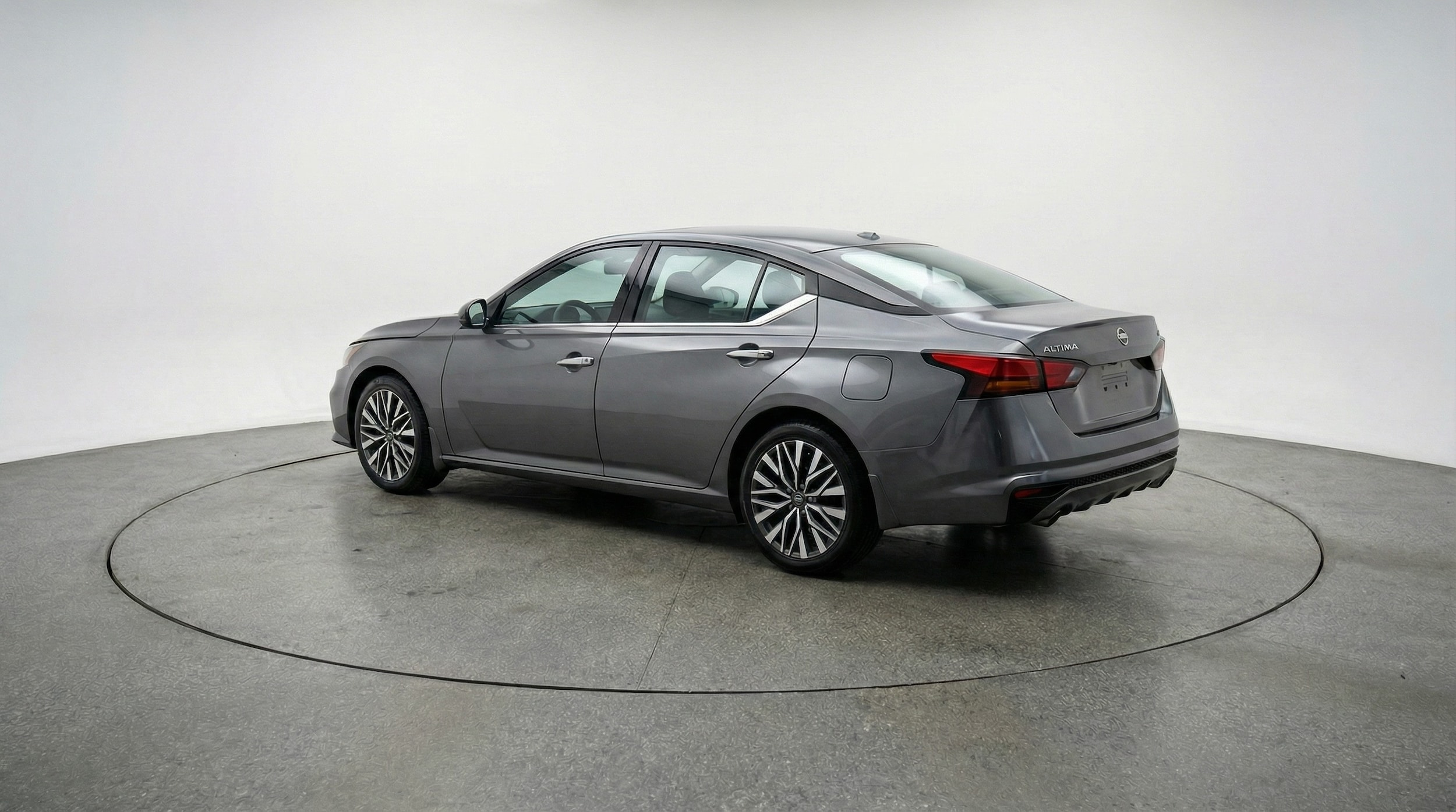 Thumbnail: 2025 Nissan Altima - 5