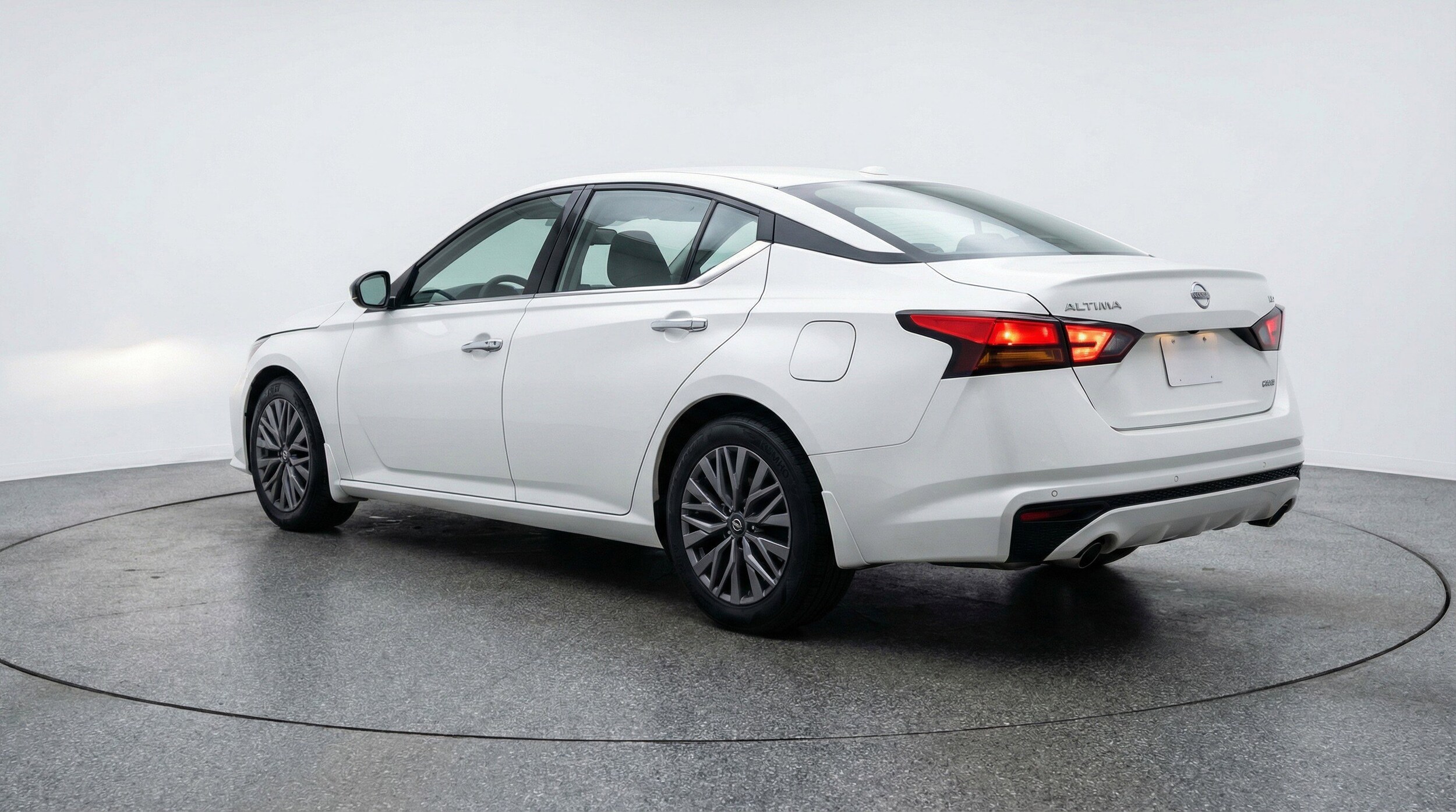 Thumbnail: 2025 Nissan Altima - 6