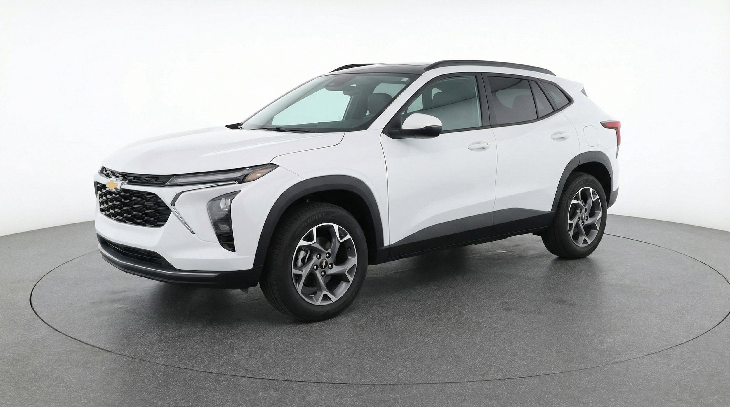 Thumbnail: 2025 Chevrolet Trax - 3