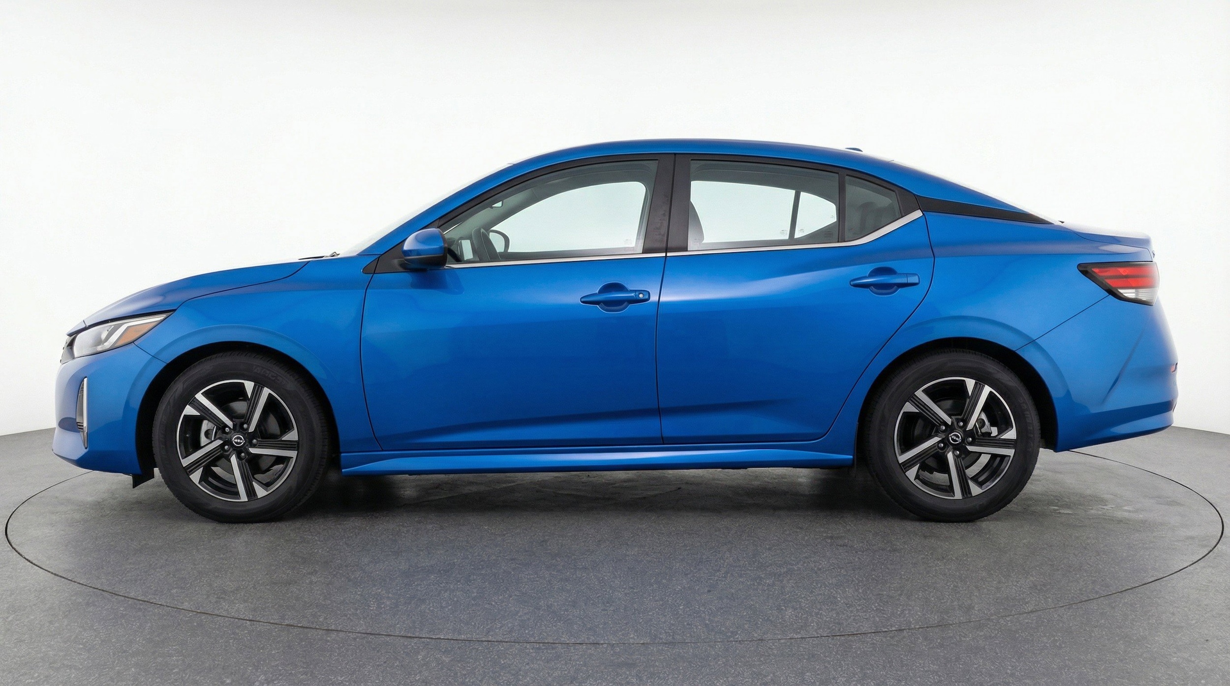 Thumbnail: 2025 Nissan Sentra - 5