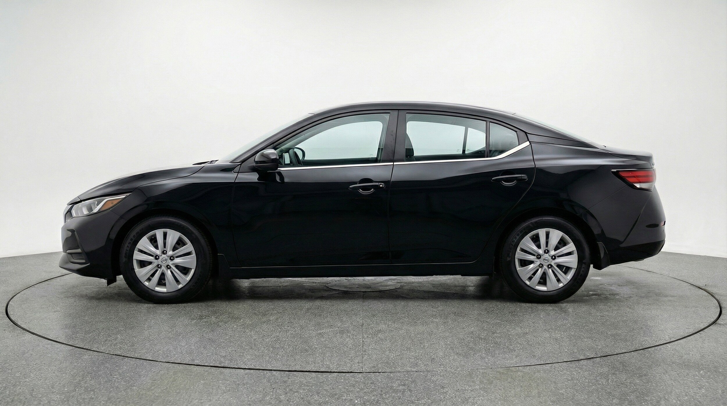 Thumbnail: 2025 Nissan Sentra - 5