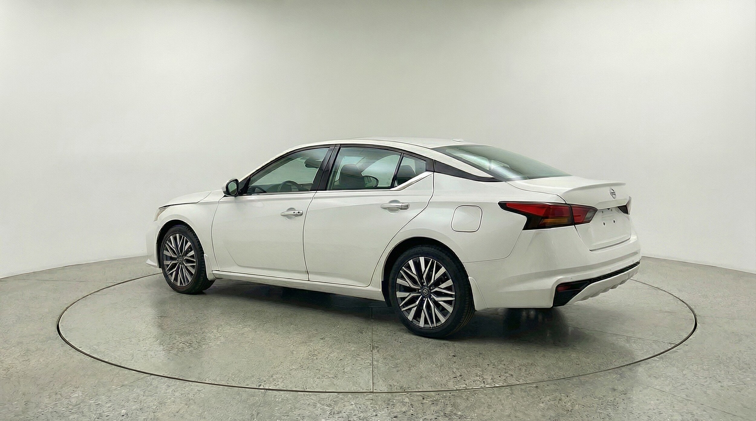 Thumbnail: 2025 Nissan Altima - 6