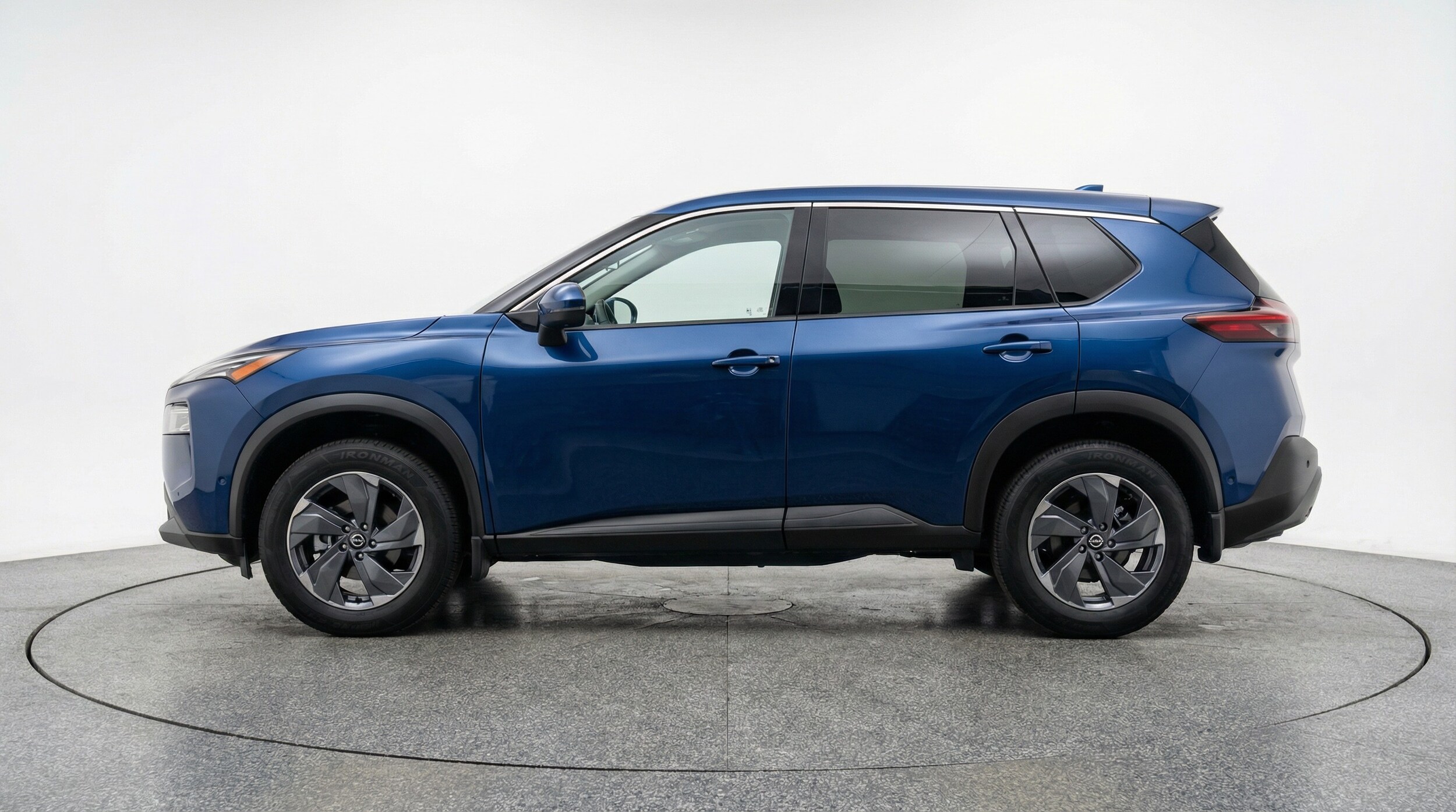 Thumbnail: 2025 Nissan Rogue - 4