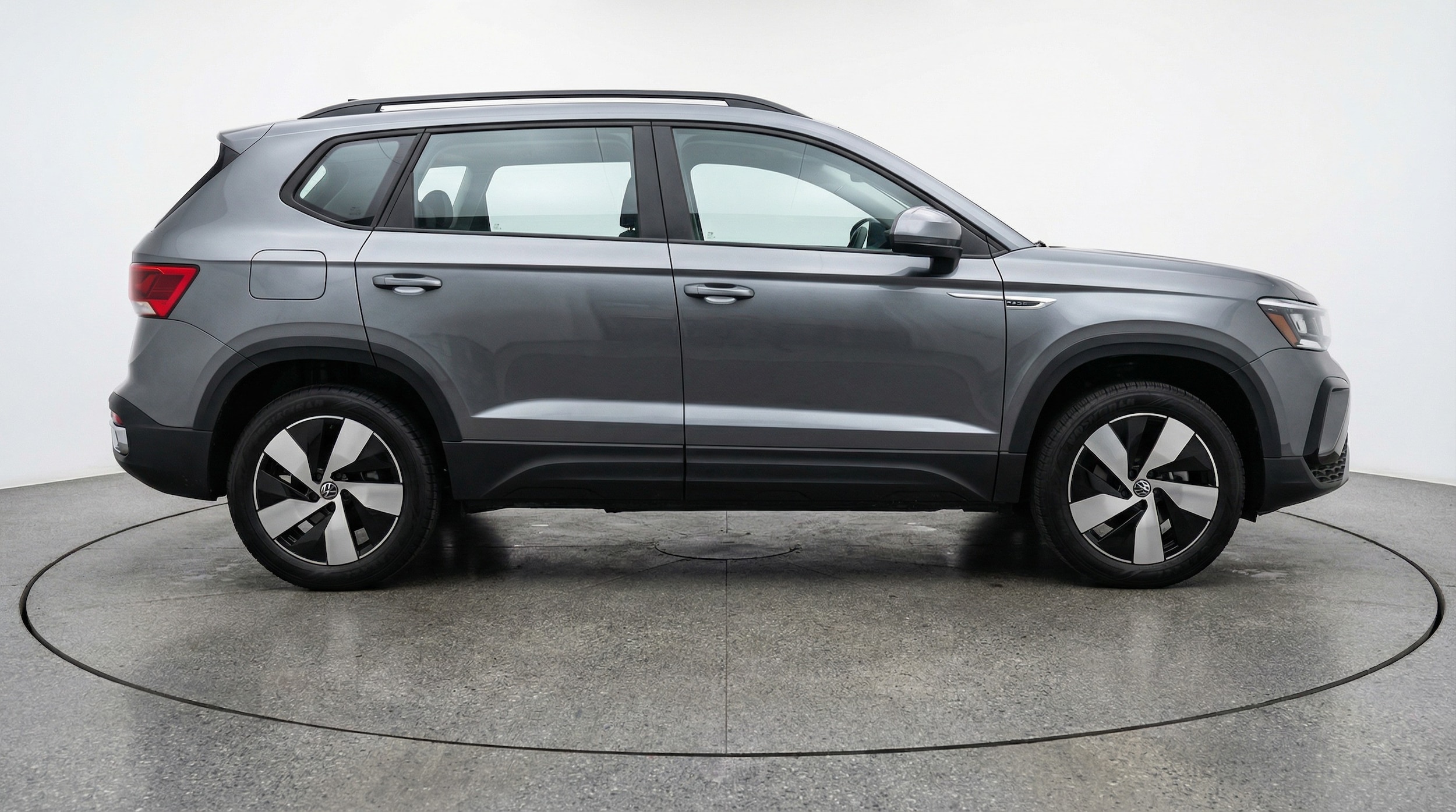 Thumbnail: 2025 Volkswagen Taos - 8