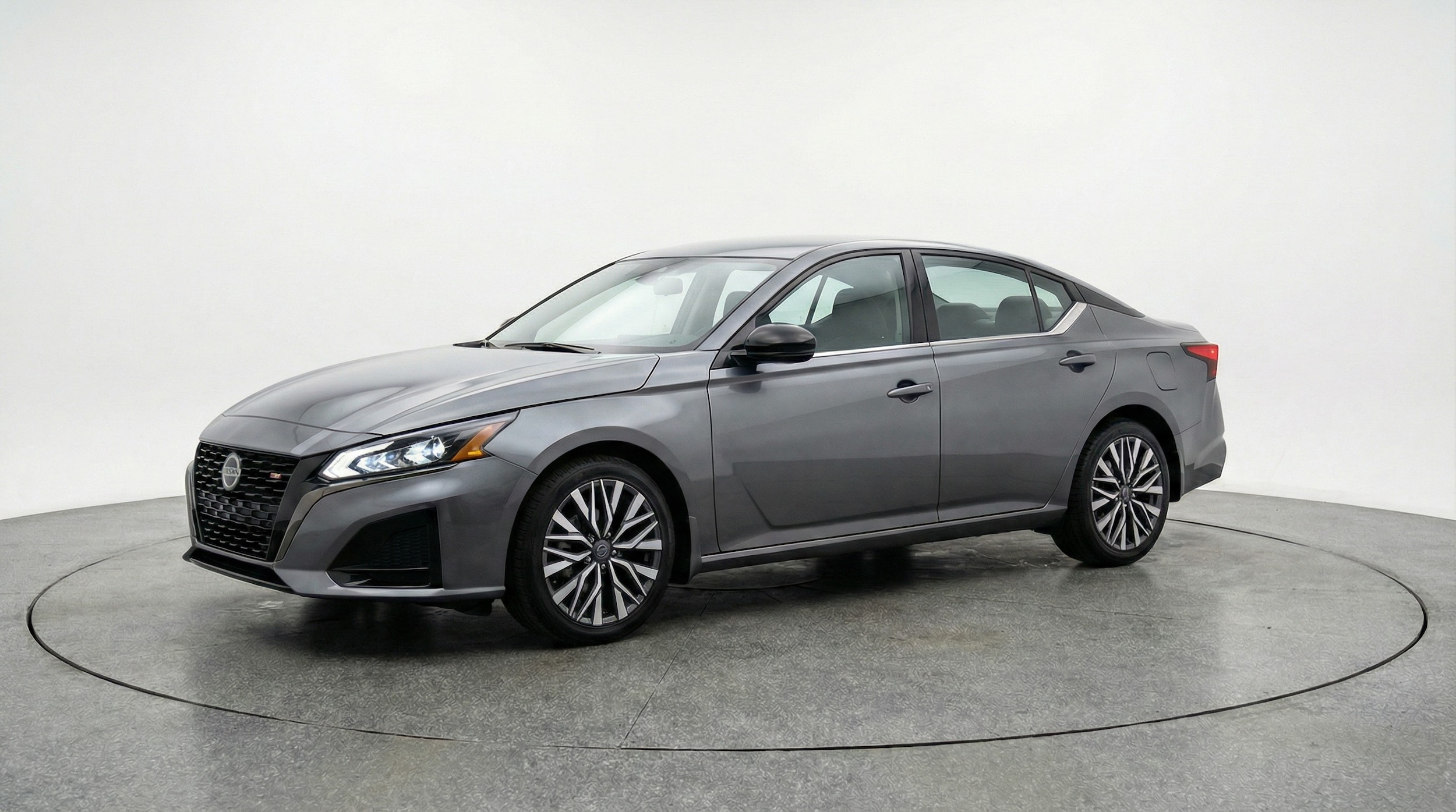 Thumbnail: 2025 Nissan Altima - 3