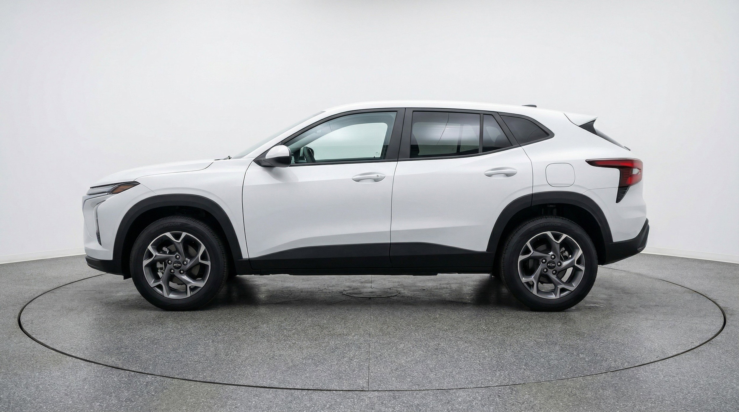 Thumbnail: 2025 Chevrolet Trax - 5