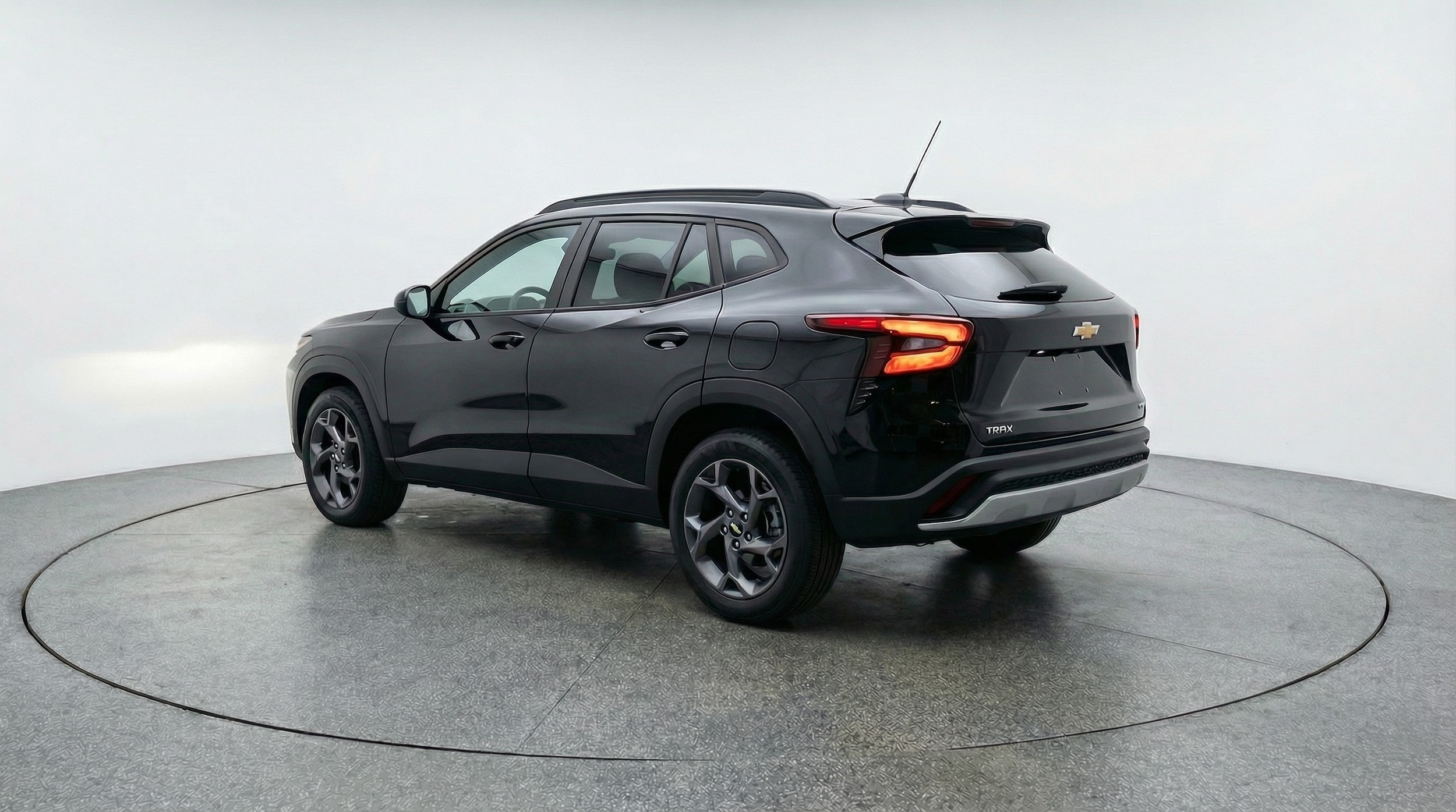 Thumbnail: 2025 Chevrolet Trax - 5