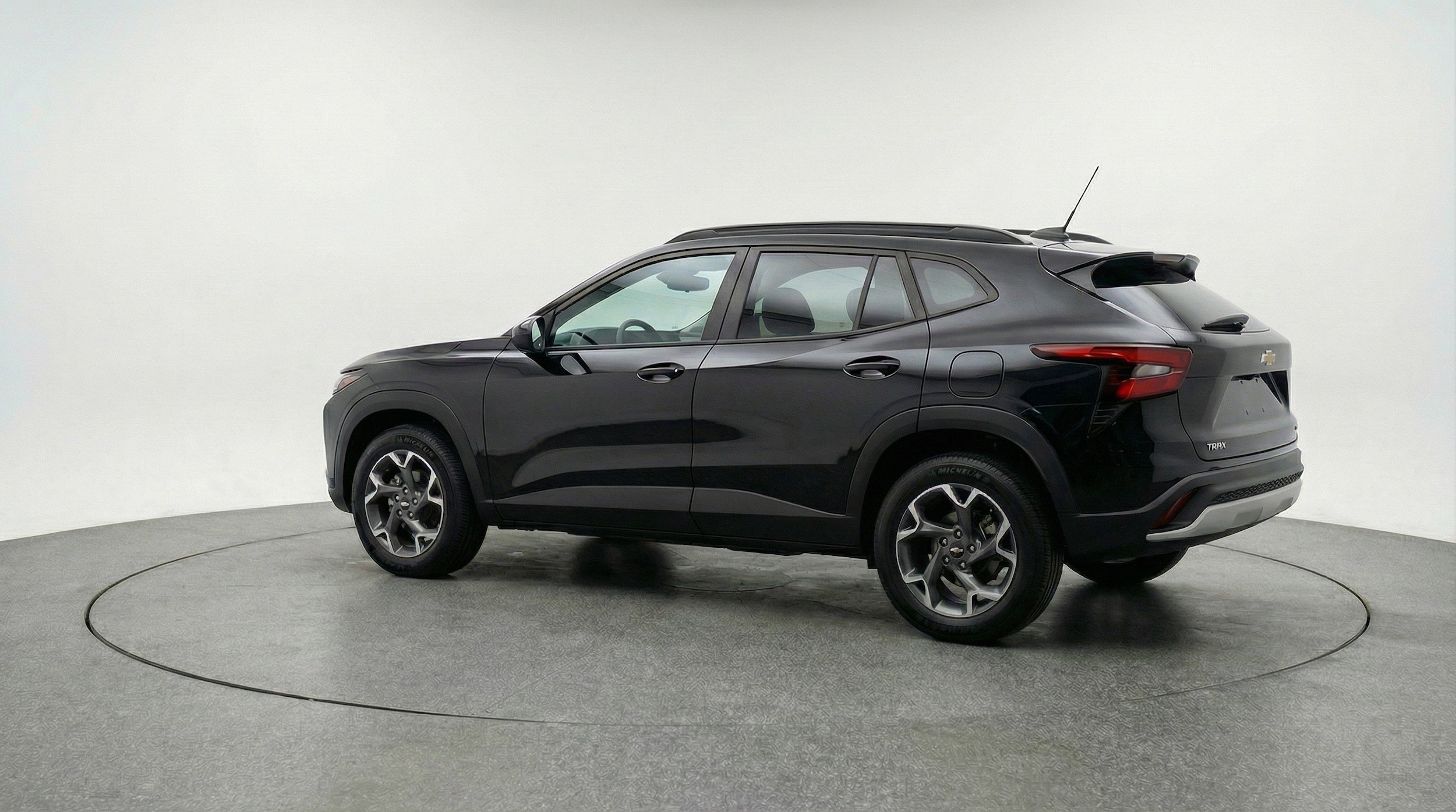 Thumbnail: 2025 Chevrolet Trax - 6