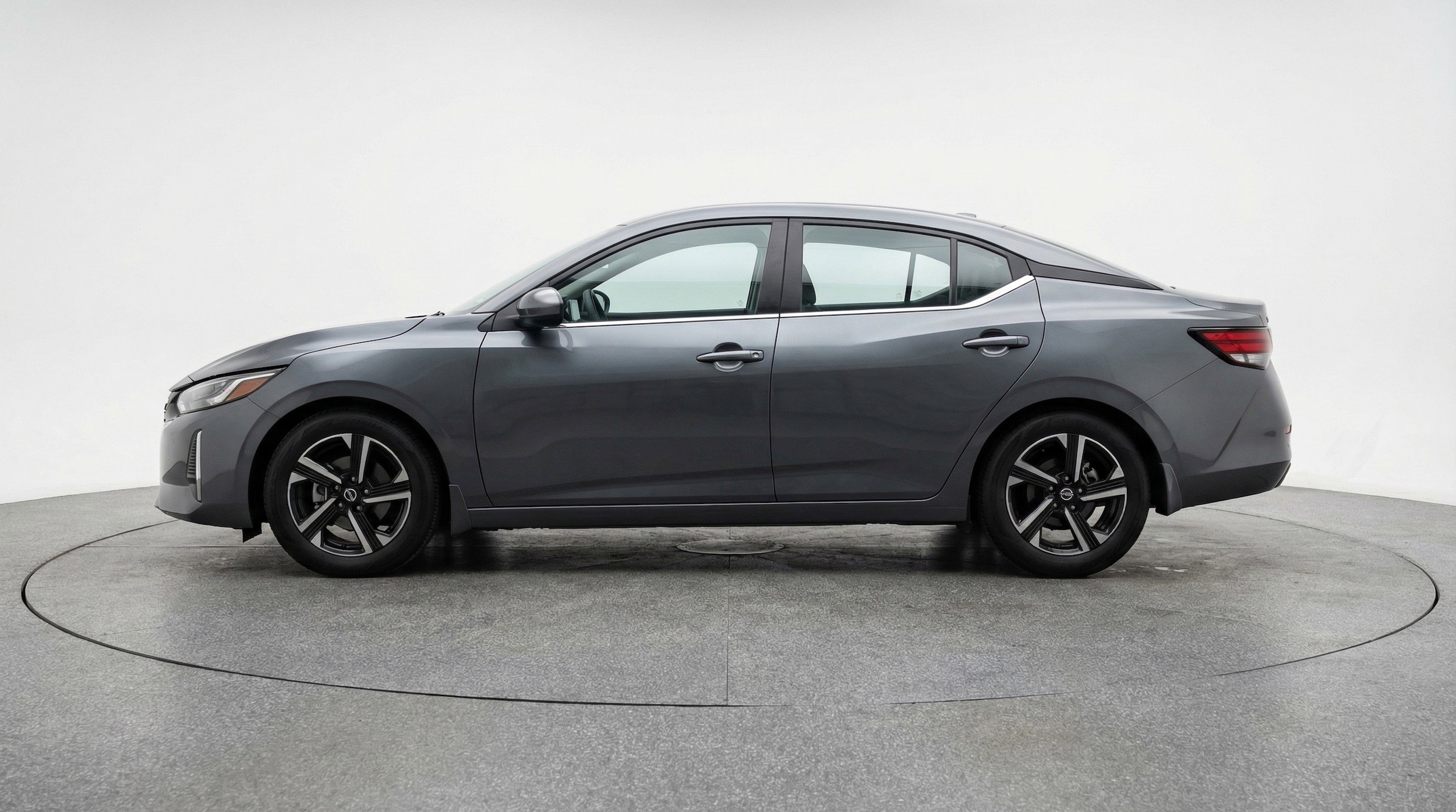 Thumbnail: 2025 Nissan Sentra - 5