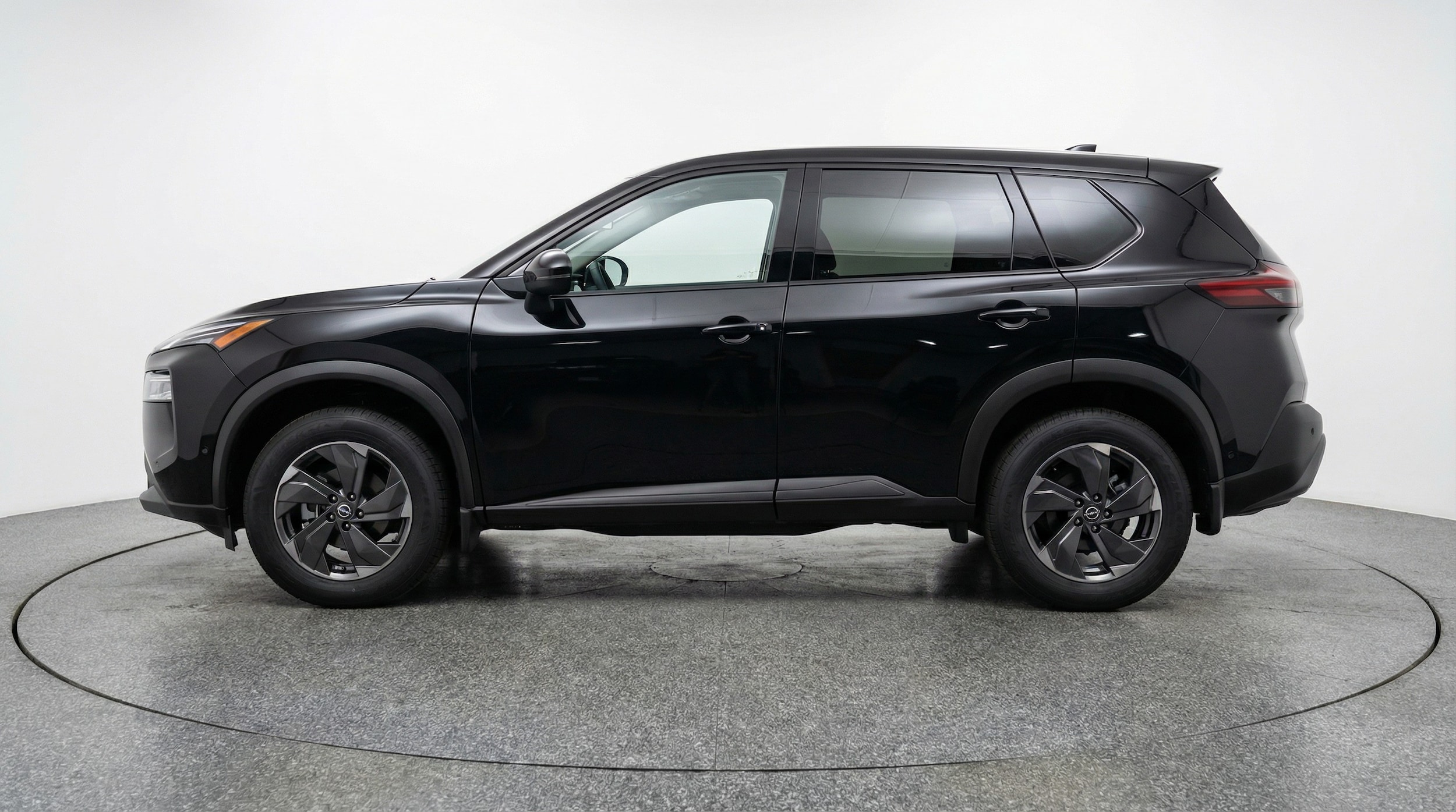 Thumbnail: 2025 Nissan Rogue - 4