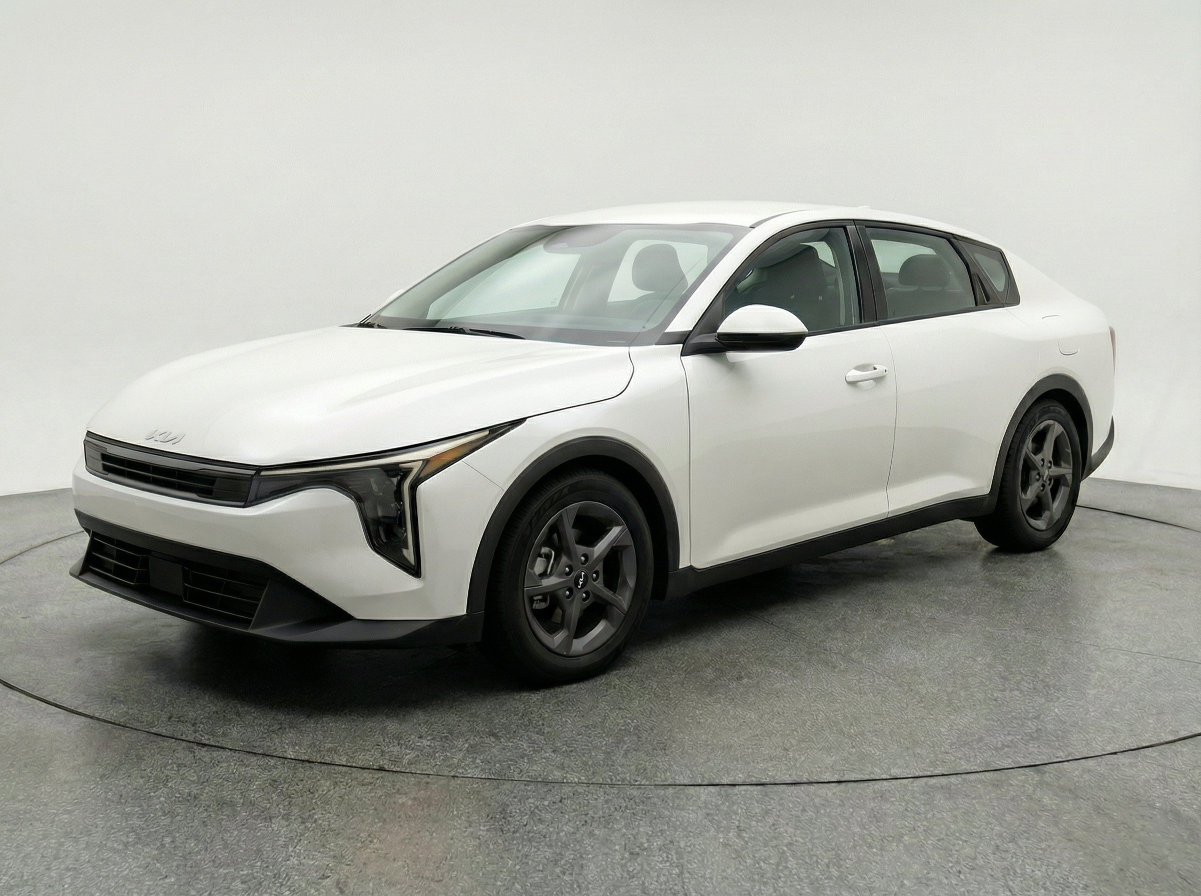 Thumbnail: 2025 Kia K4 - 3