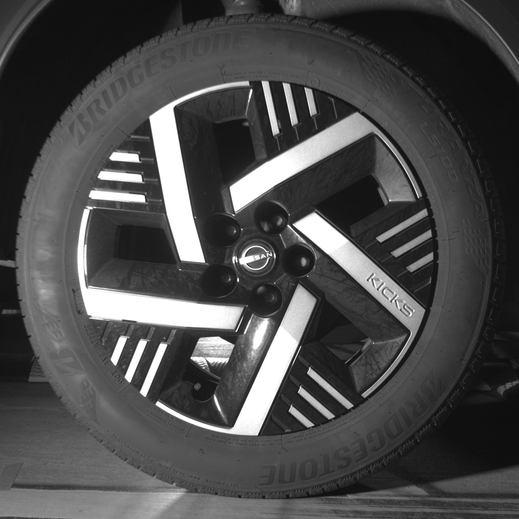 Thumbnail: 2025 Nissan Kicks - 15