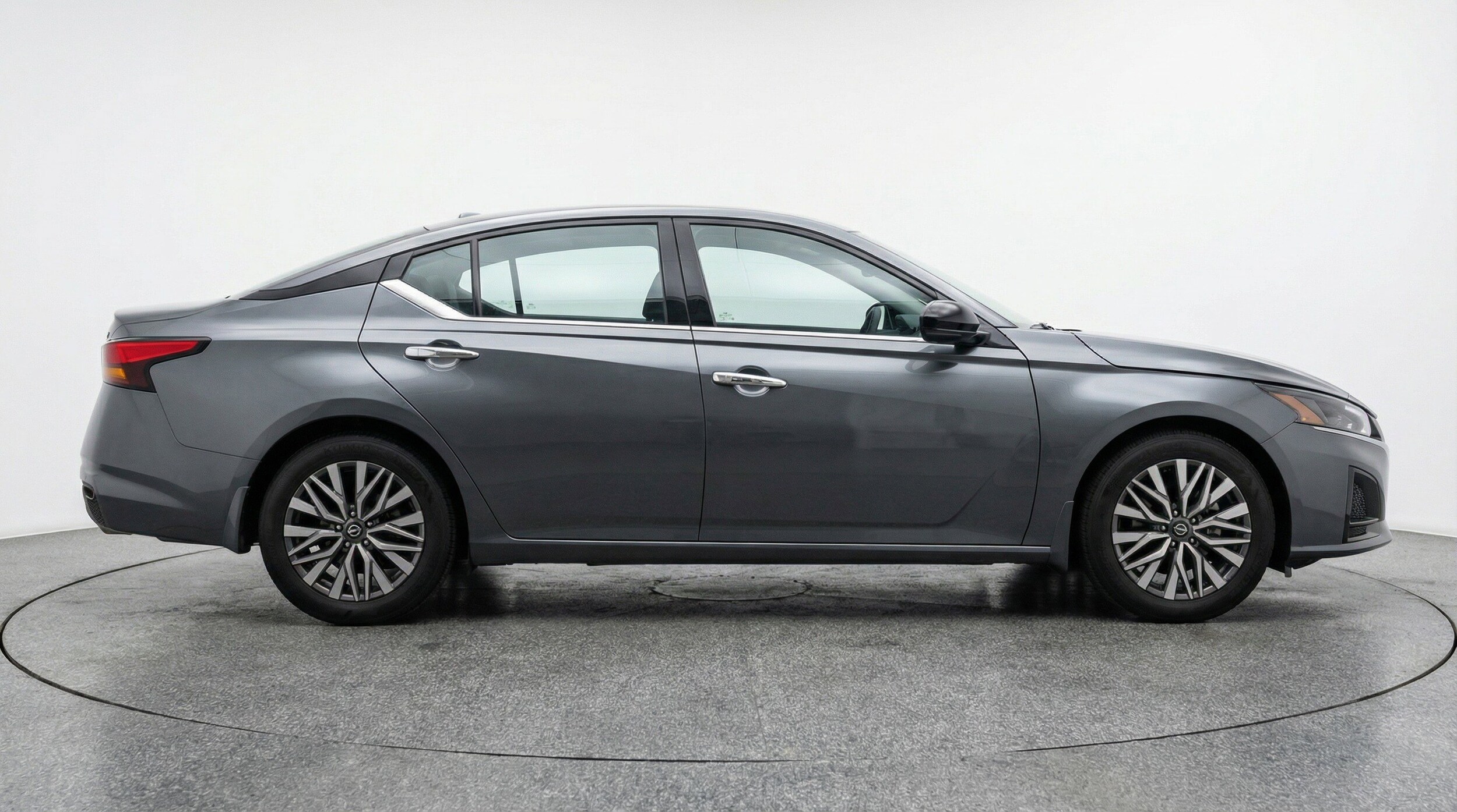 Thumbnail: 2025 Nissan Altima - 11