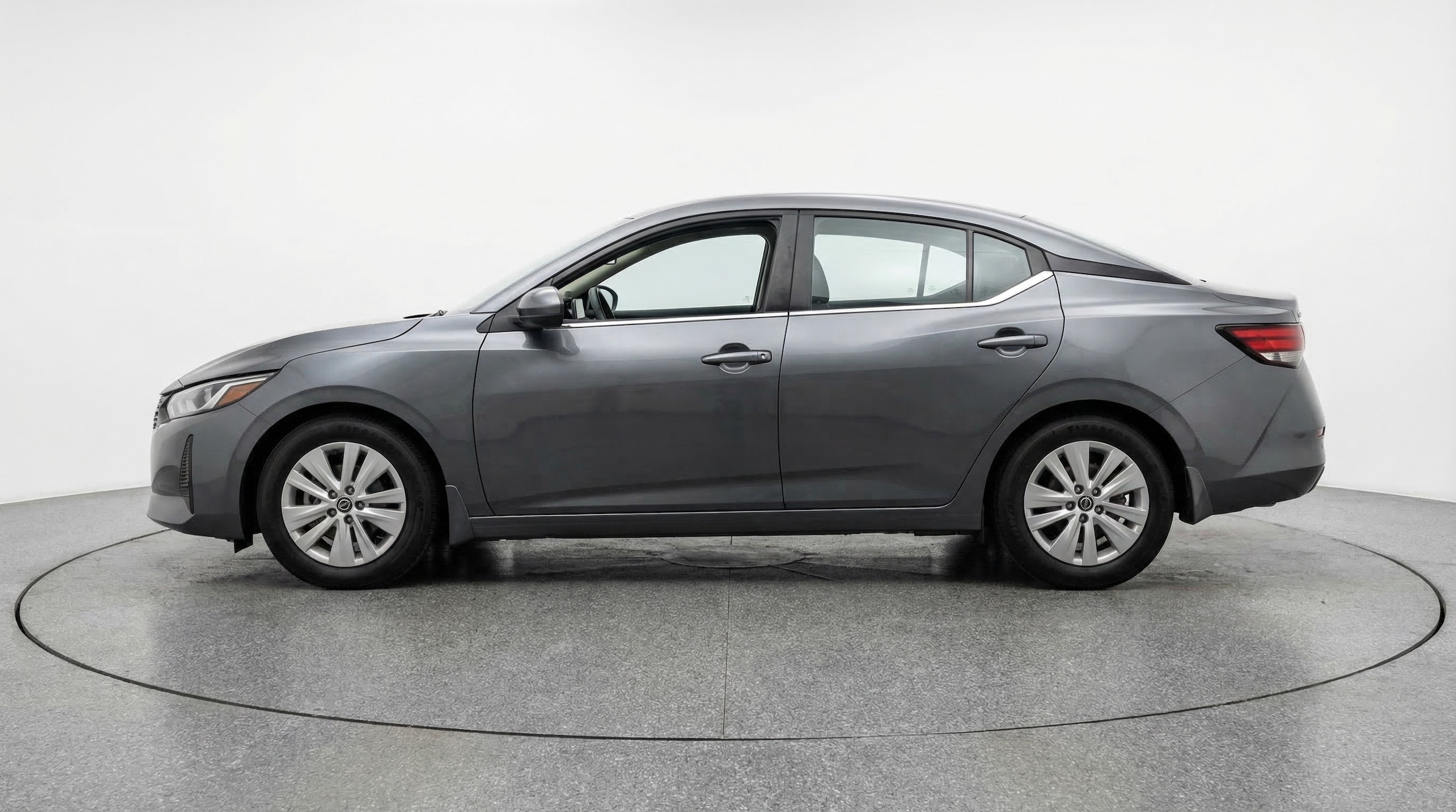 Thumbnail: 2025 Nissan Sentra - 4