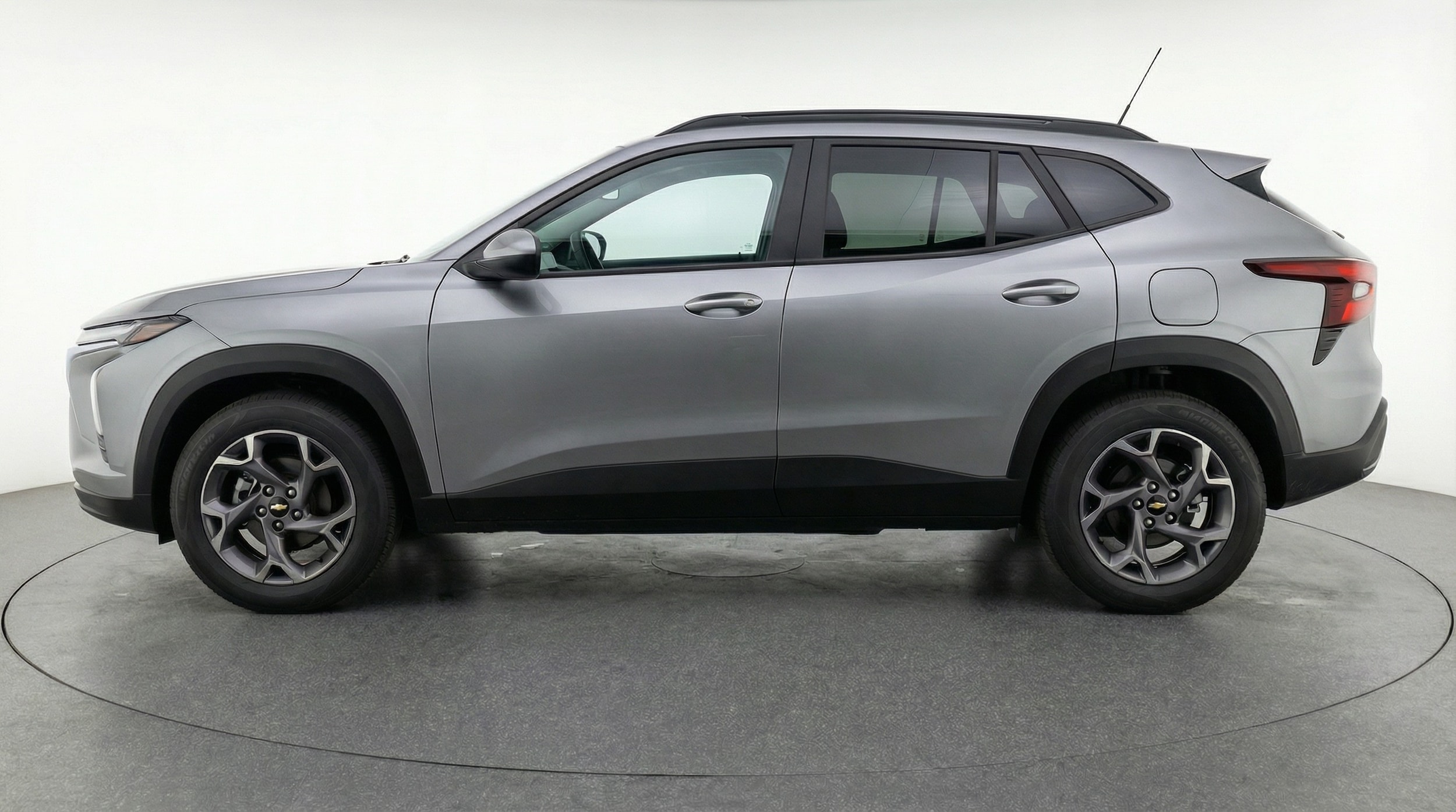 Thumbnail: 2025 Chevrolet Trax - 4