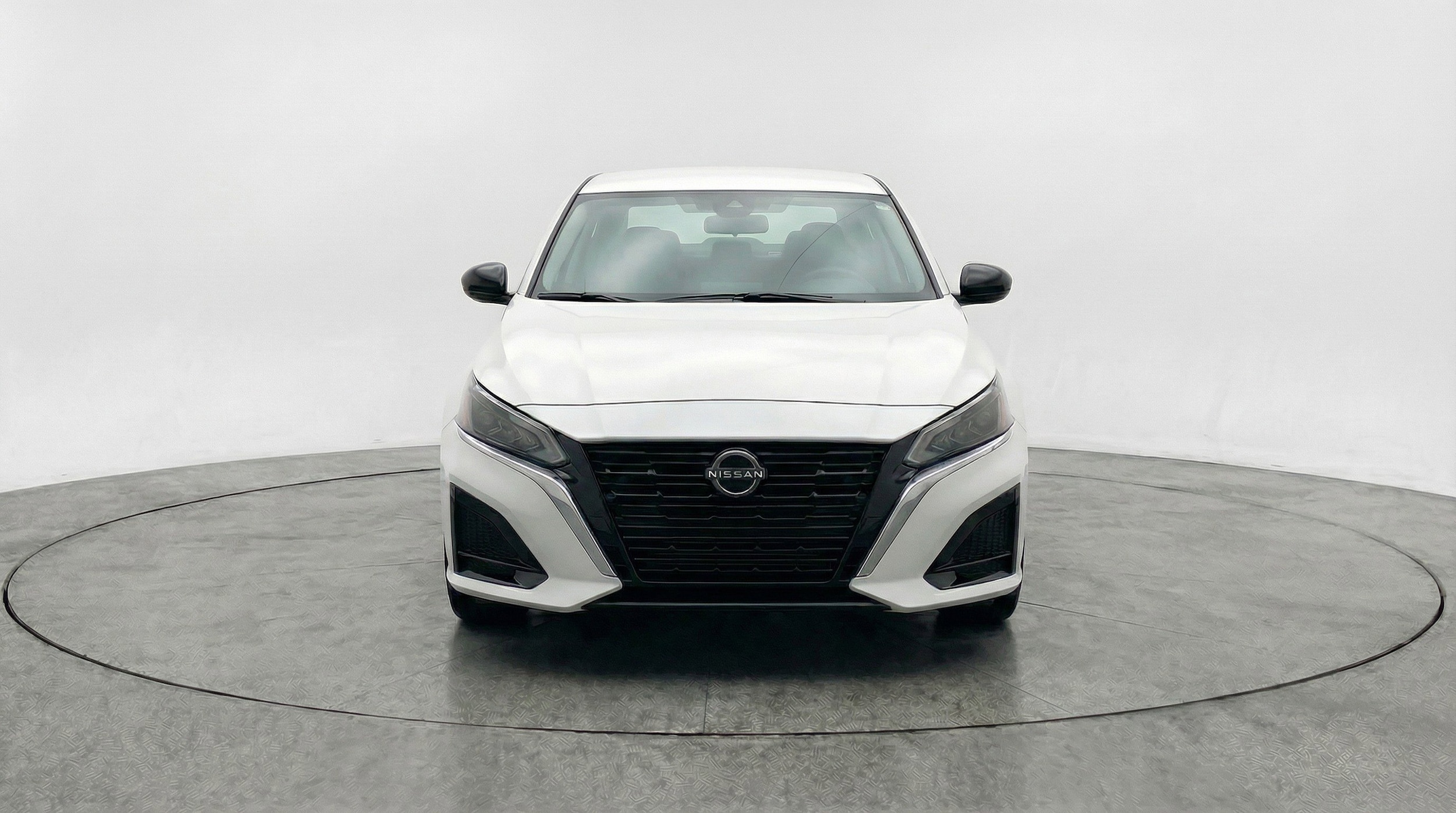 Thumbnail: 2025 Nissan Altima - 2