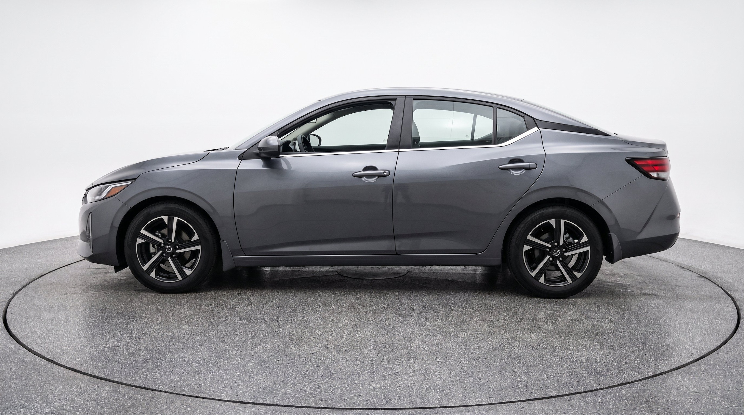 Thumbnail: 2025 Nissan Sentra - 5