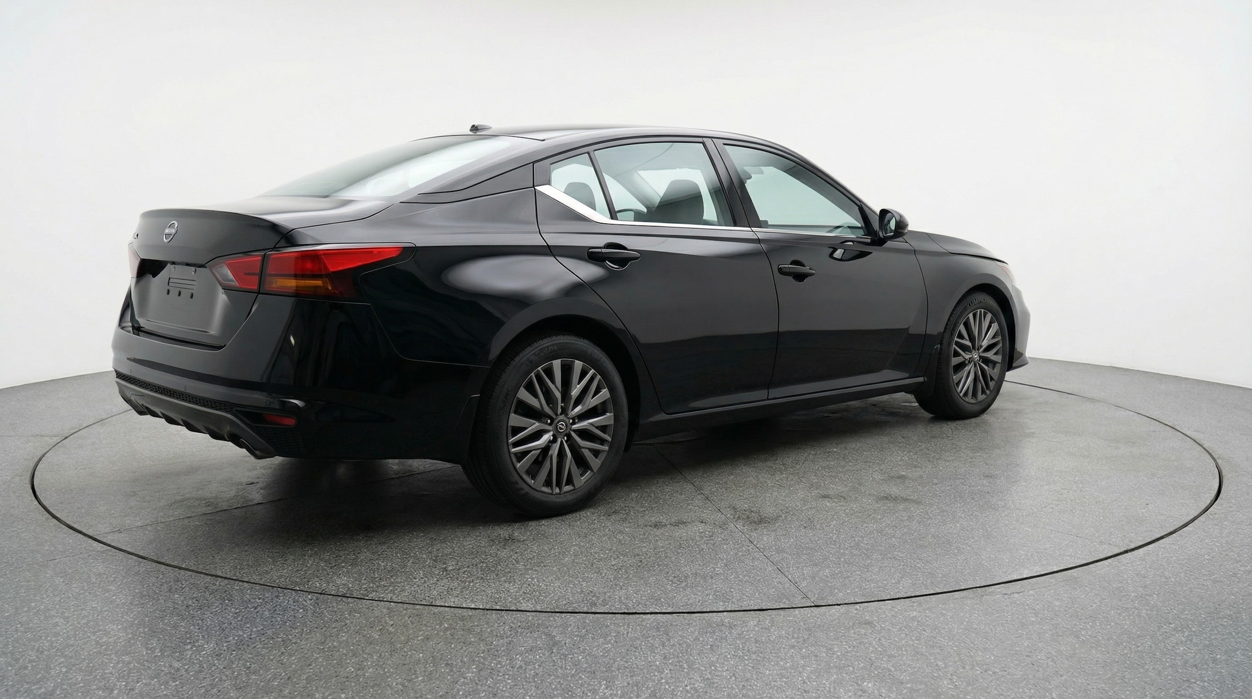 Thumbnail: 2025 Nissan Altima - 7