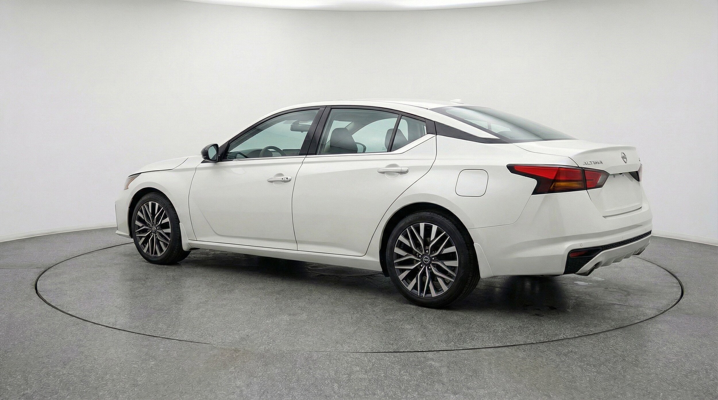 Thumbnail: 2025 Nissan Altima - 6