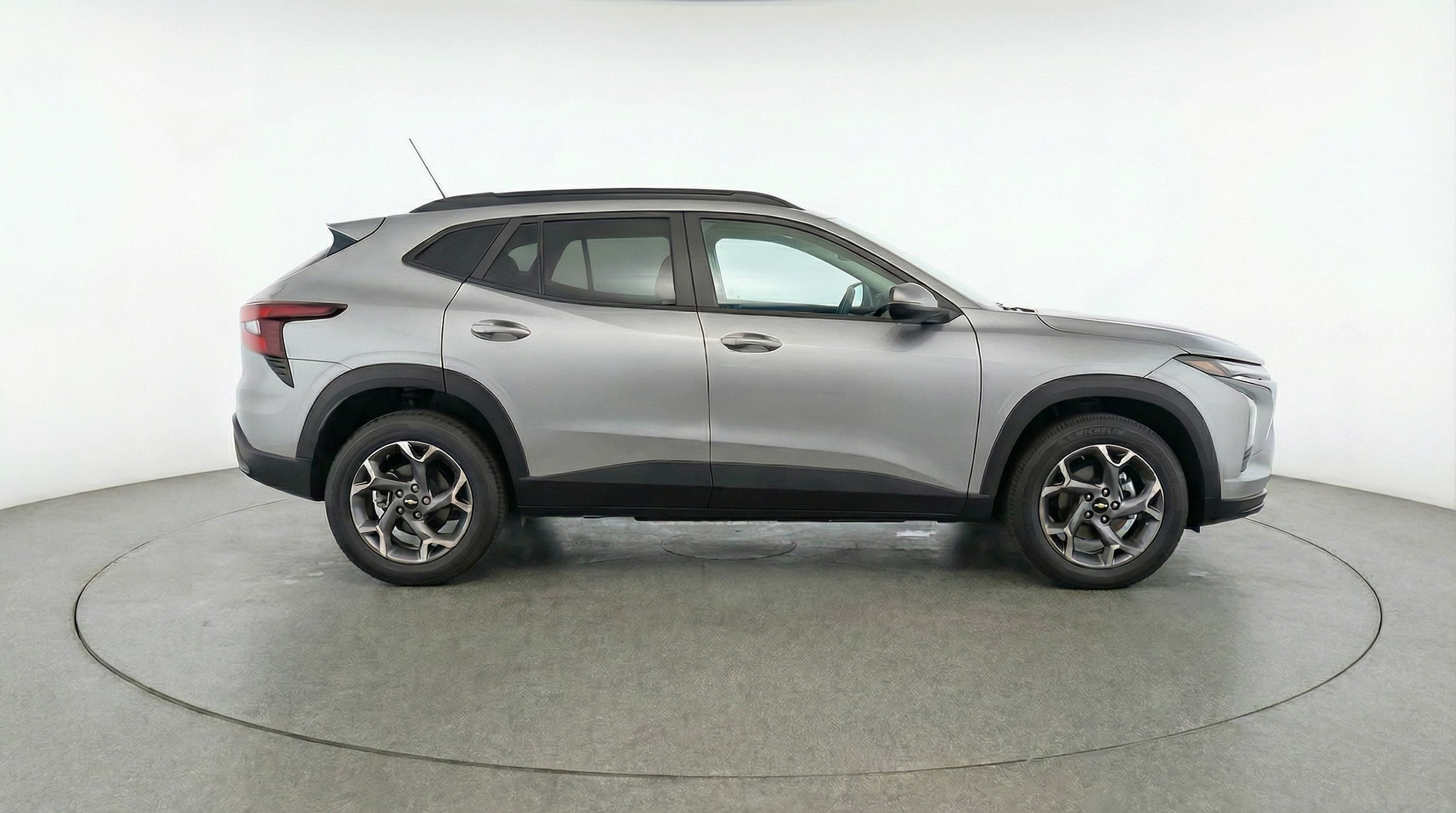 Thumbnail: 2025 Chevrolet Trax - 8