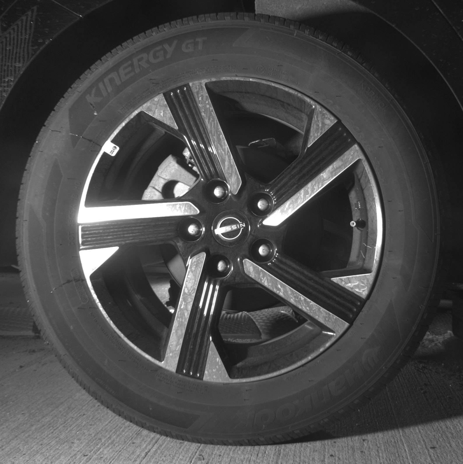 Thumbnail: 2025 Nissan Sentra - 15