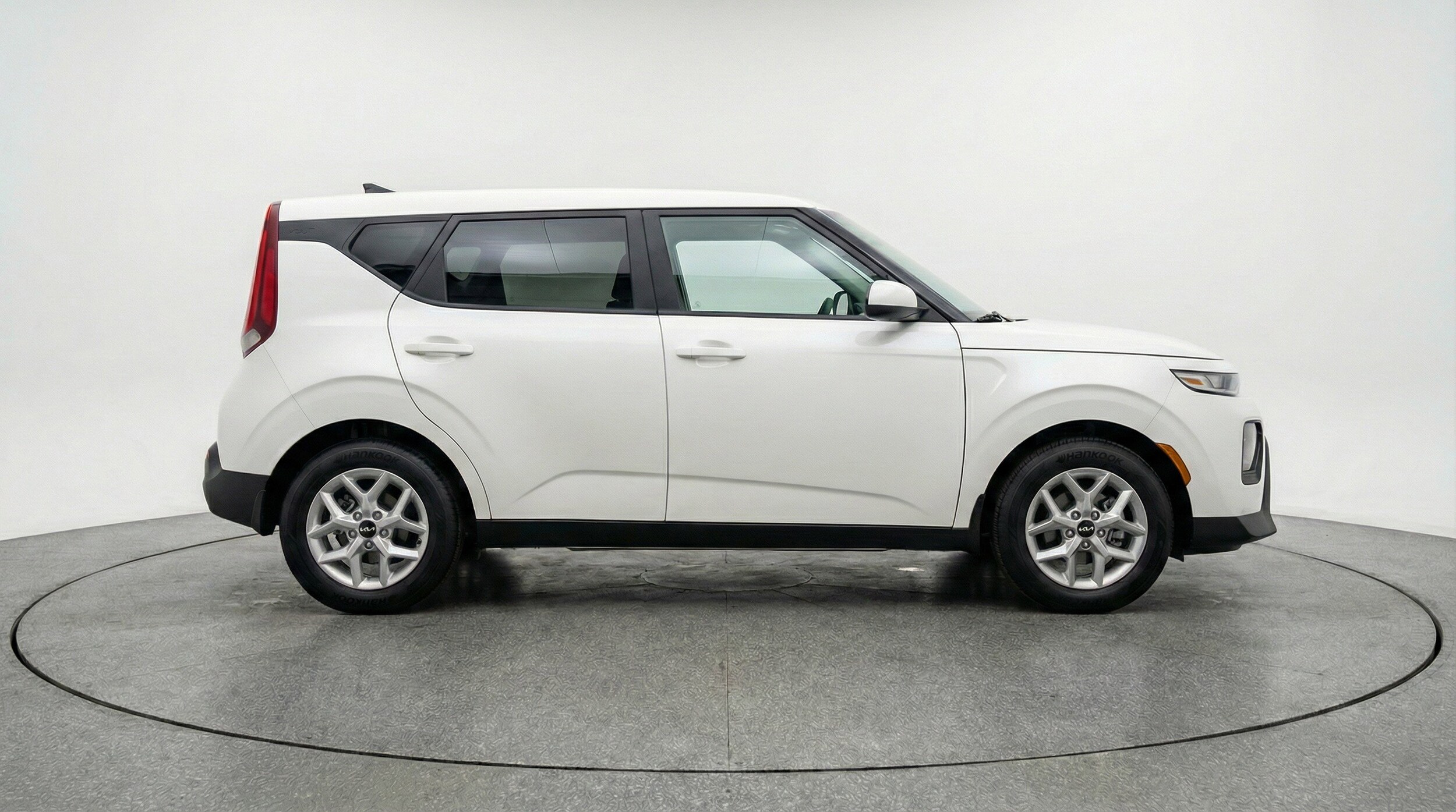 Thumbnail: 2025 Kia Soul - 11