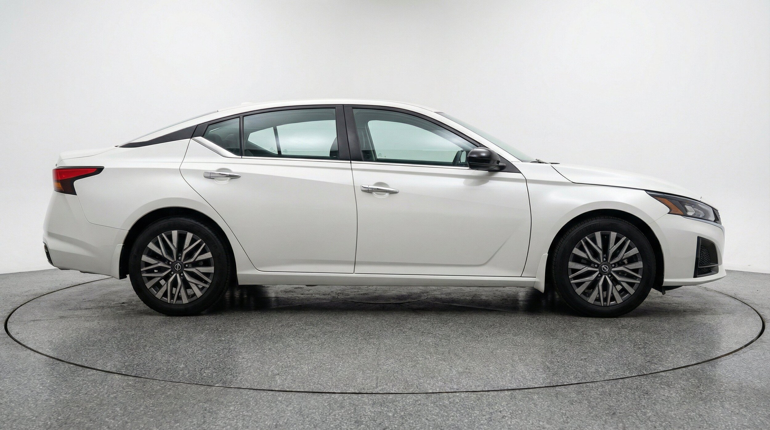 Thumbnail: 2025 Nissan Altima - 11