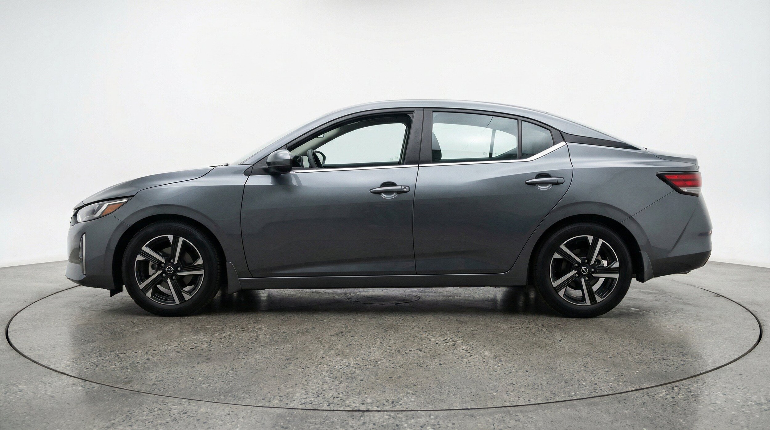 Thumbnail: 2025 Nissan Sentra - 5