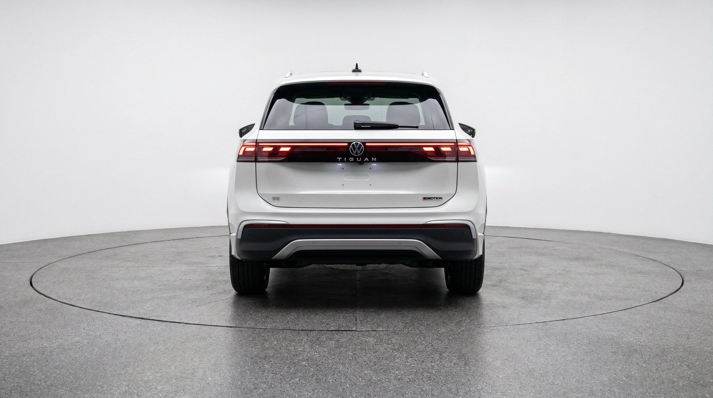 Thumbnail: 2026 Volkswagen Tiguan - 7