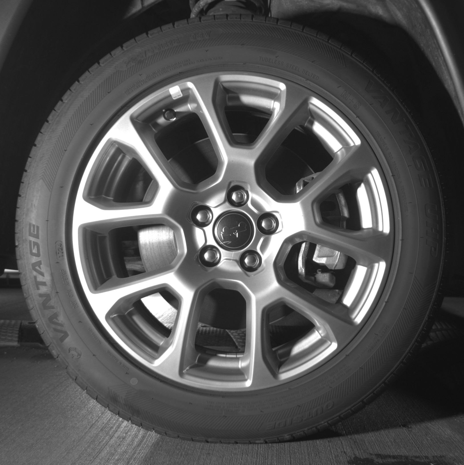 Thumbnail: 2025 Jeep Compass - 13